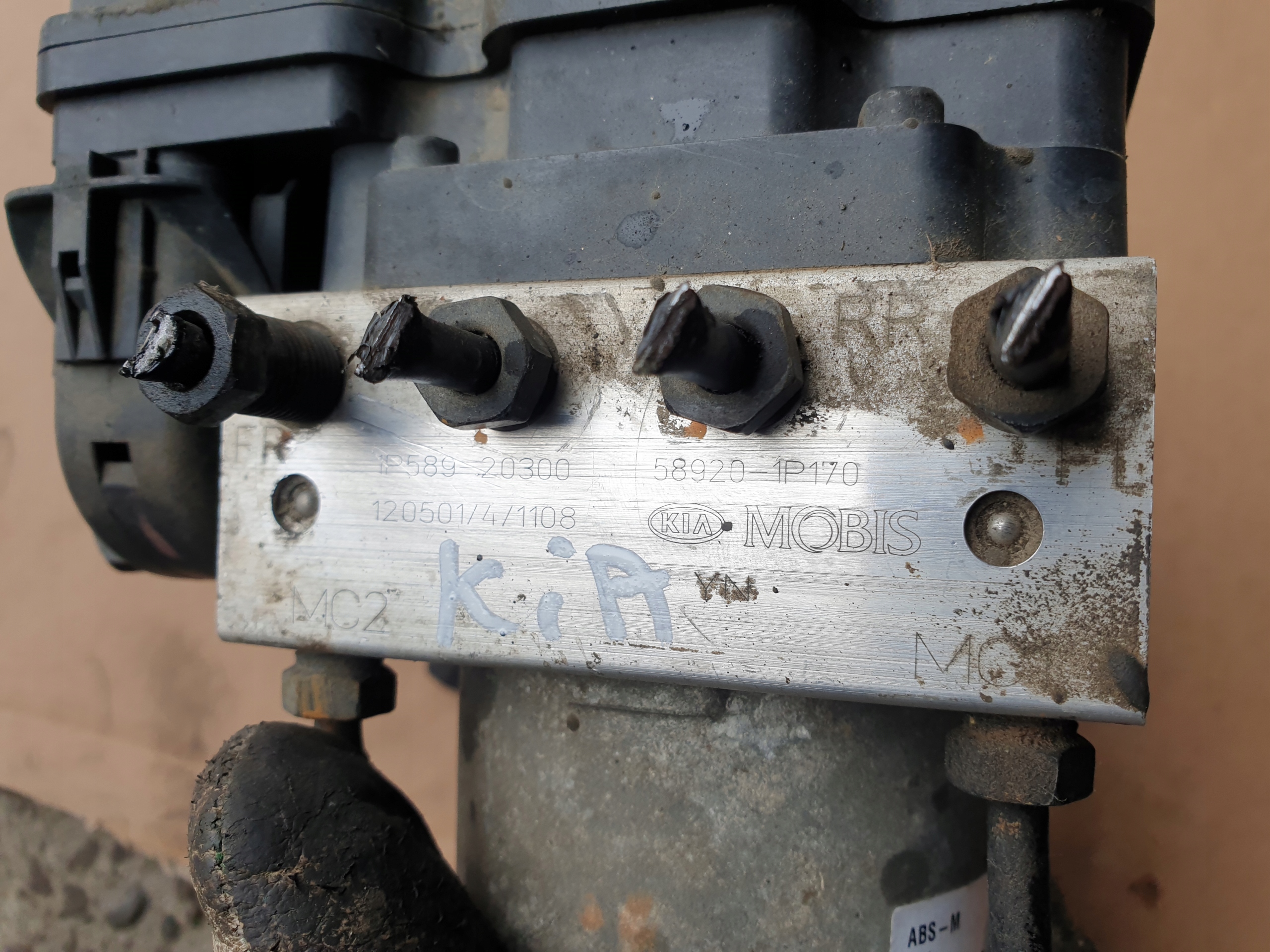 Pompa ABS KIA VENGA 2009- 58920-1P170 61589-44200
