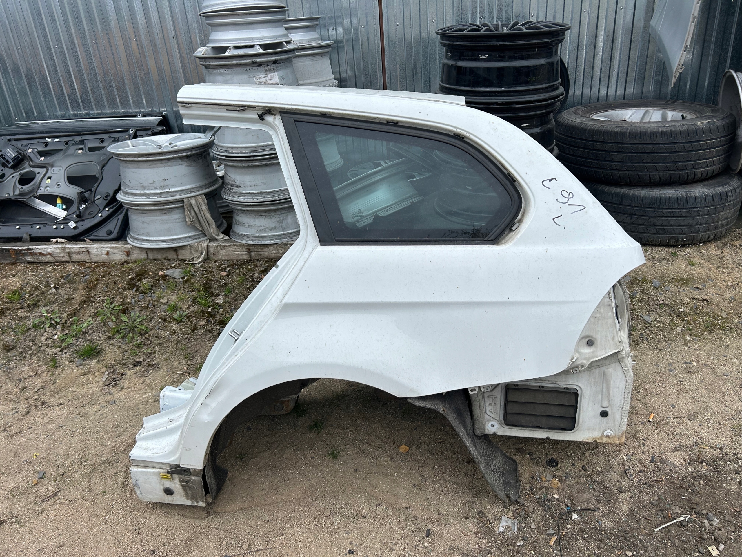 BMW E91 KOMBI parafango posteriore sinistra e Destra