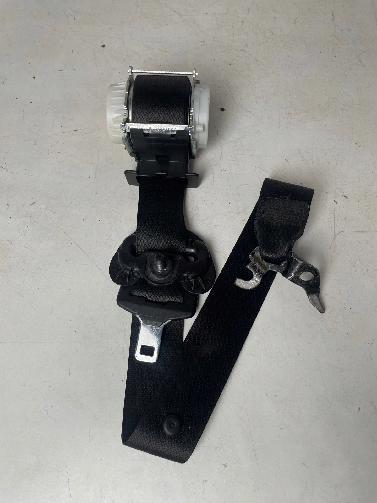 tension belt safety right front front BMW X1 E84