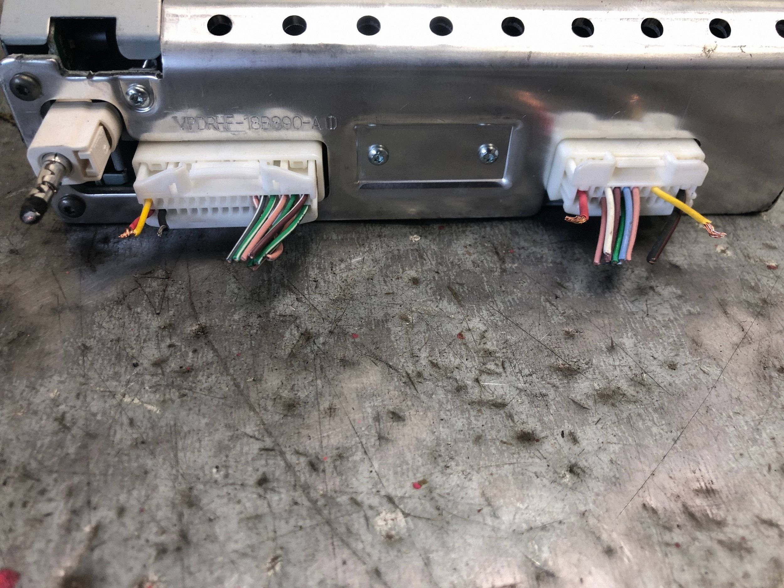 RADIO RENAULT TWINGO III 281153690R