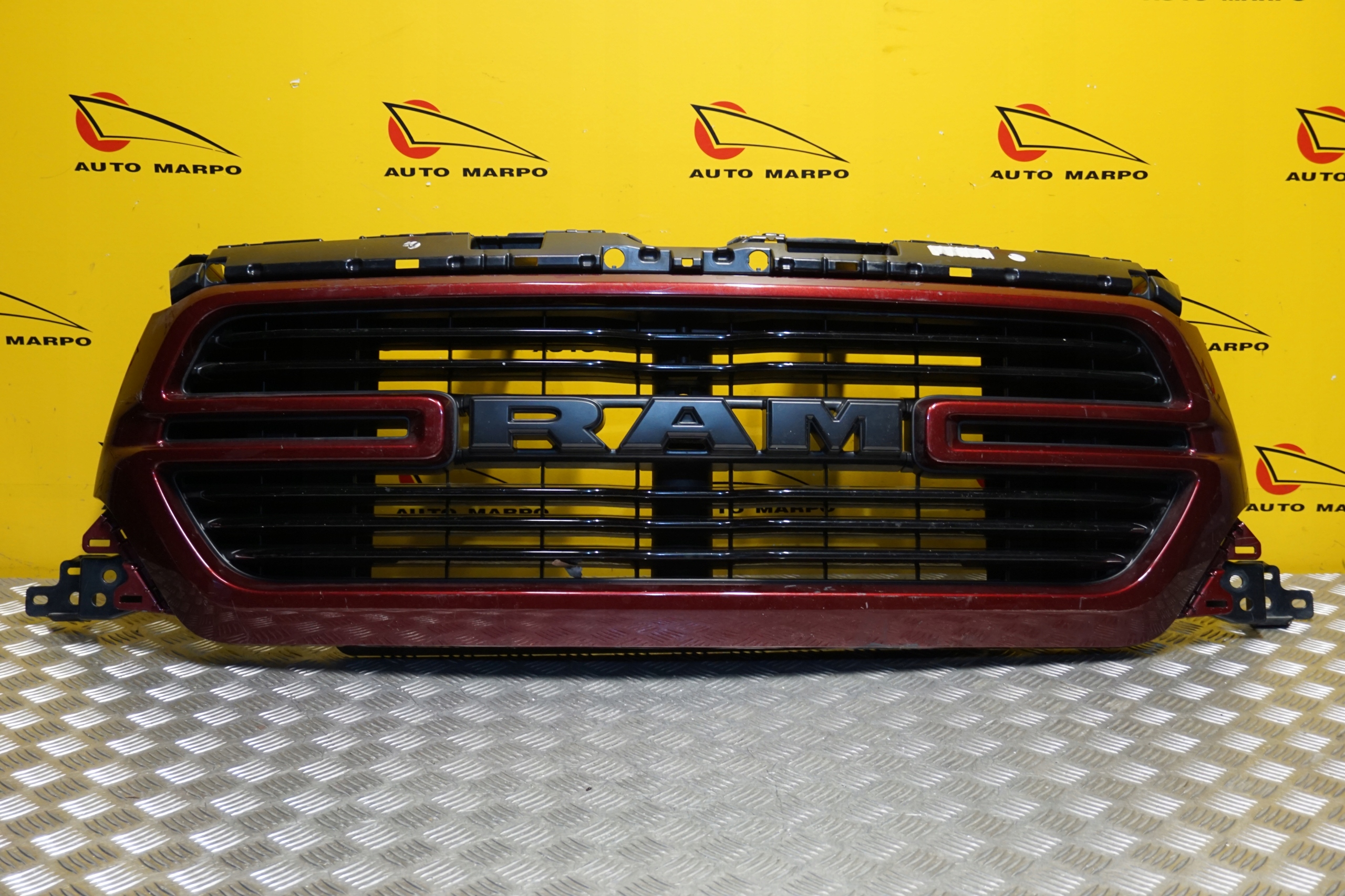 DODGE RAM 1500 2019 - 2023 Atrapa Grill 68366528AH Numer katalogowy części 68366528AH