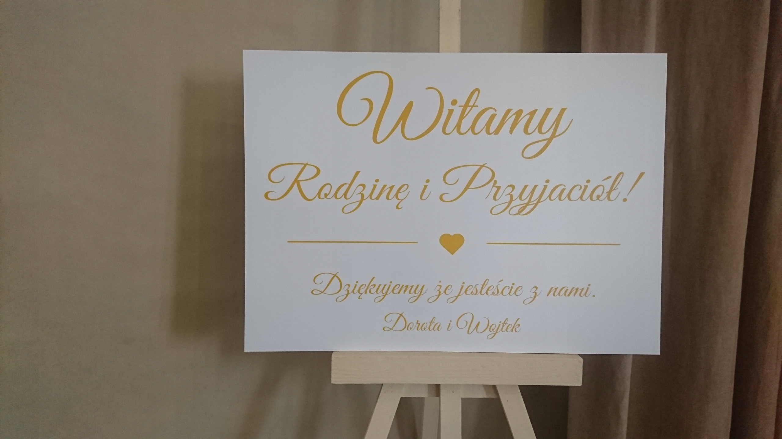 tablica powitalna wesele Witamy rodzinę imię 70x50 Kolor dominujący biały