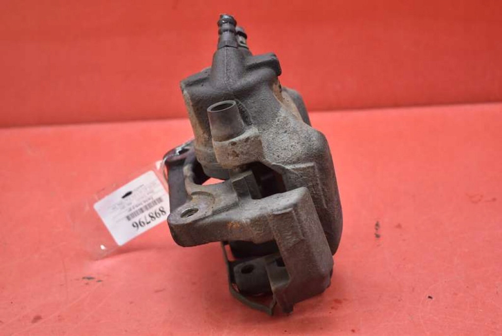 caliper brake right front BMW E90 E91 3.0xi 218 KM 4X4 04-10