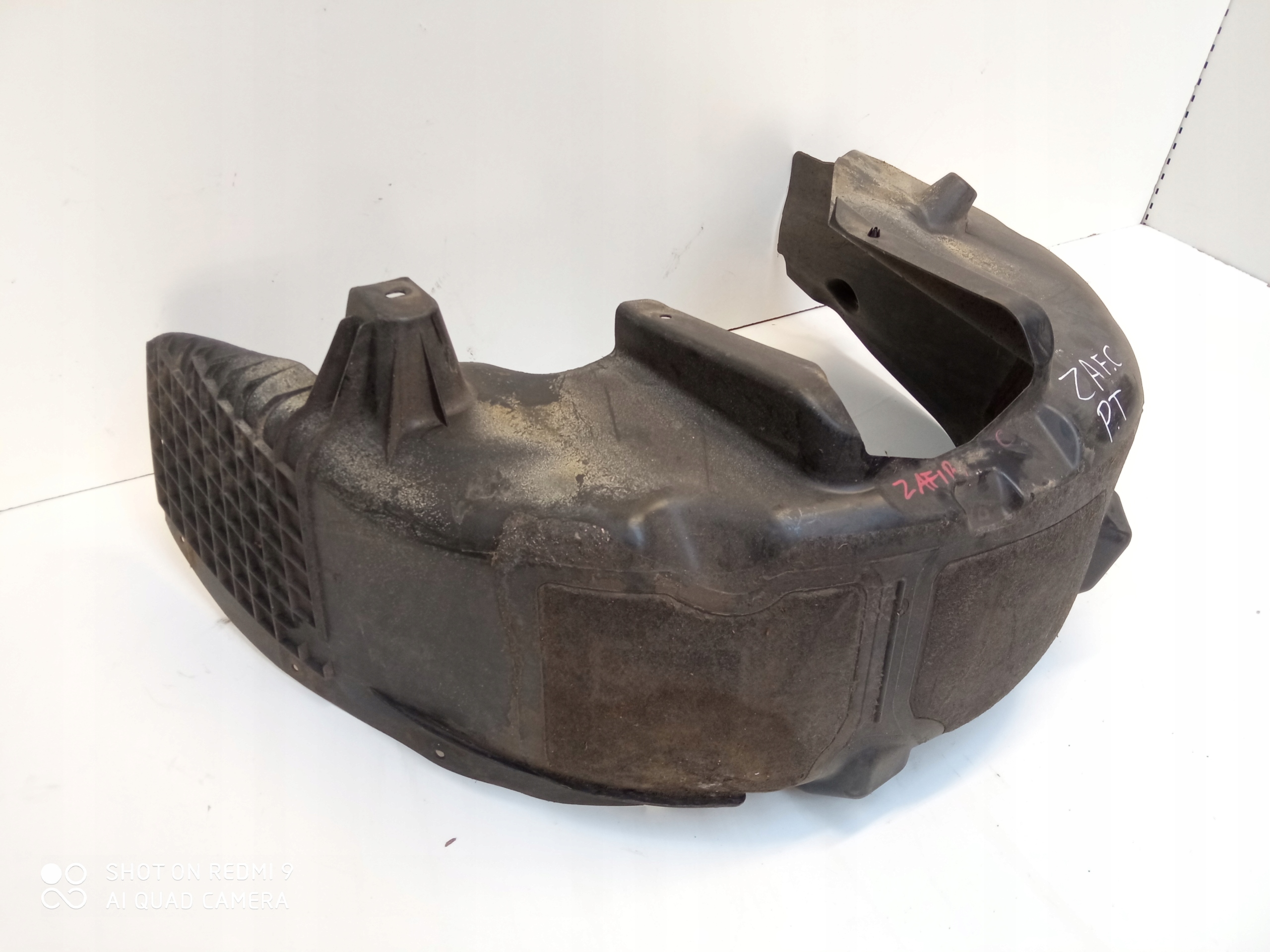 OPEL ZAFIRA C mudguard right rear.