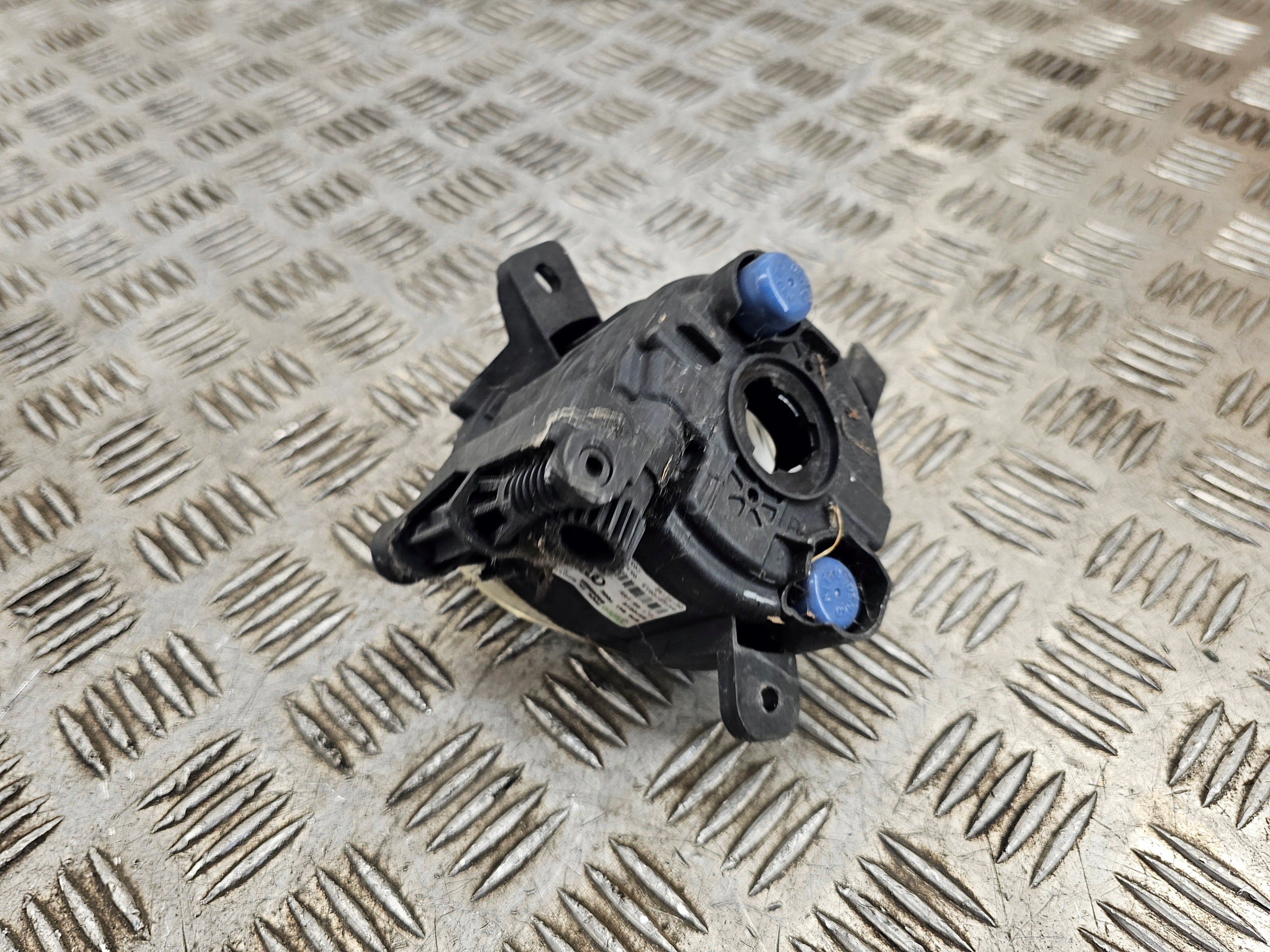 Reflektor przeciwmglowy Audi OE 8T0941700E