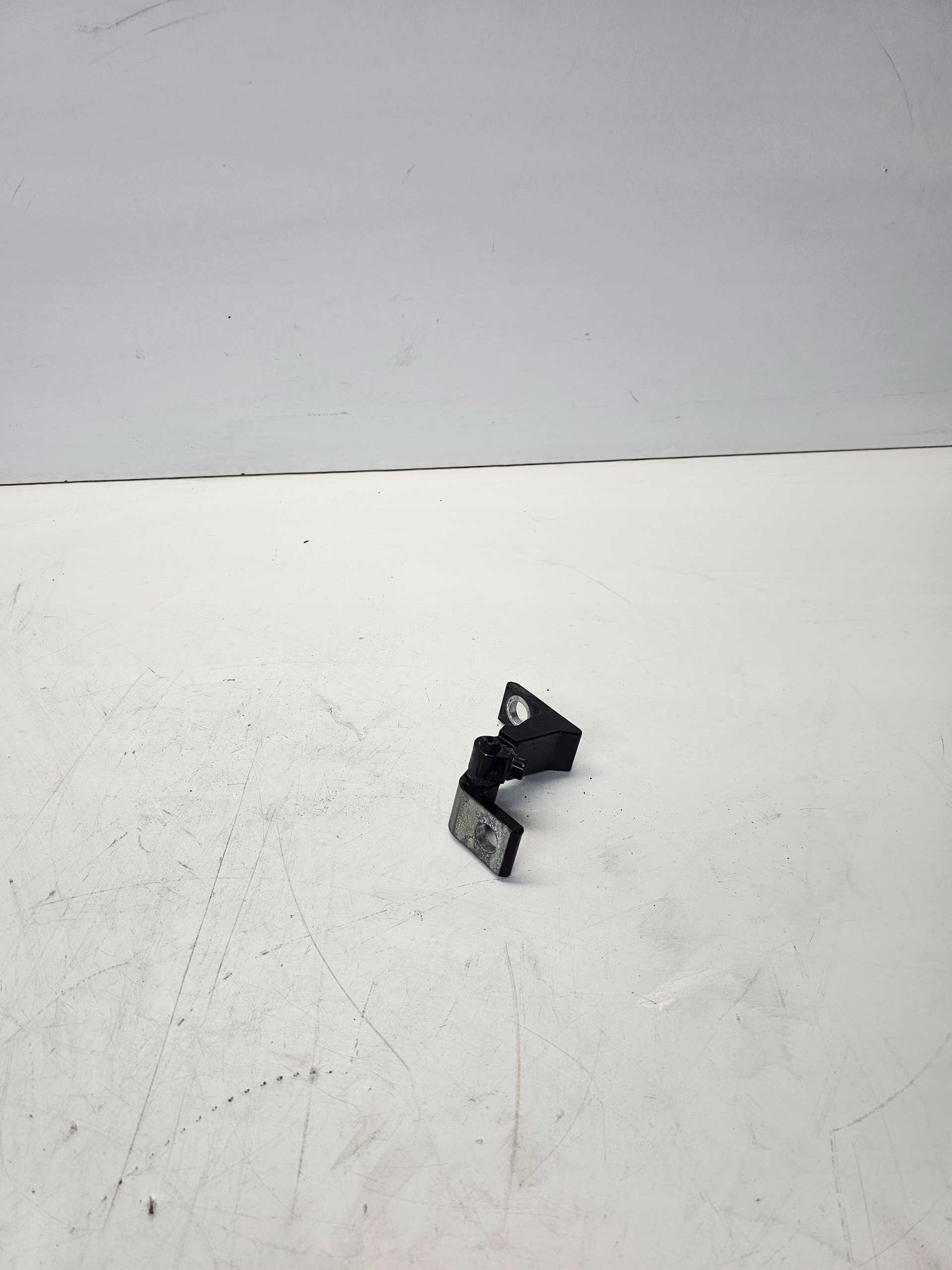 hinge door right AUDI A1 8X Q3 8U A3 8V 8X0831404E