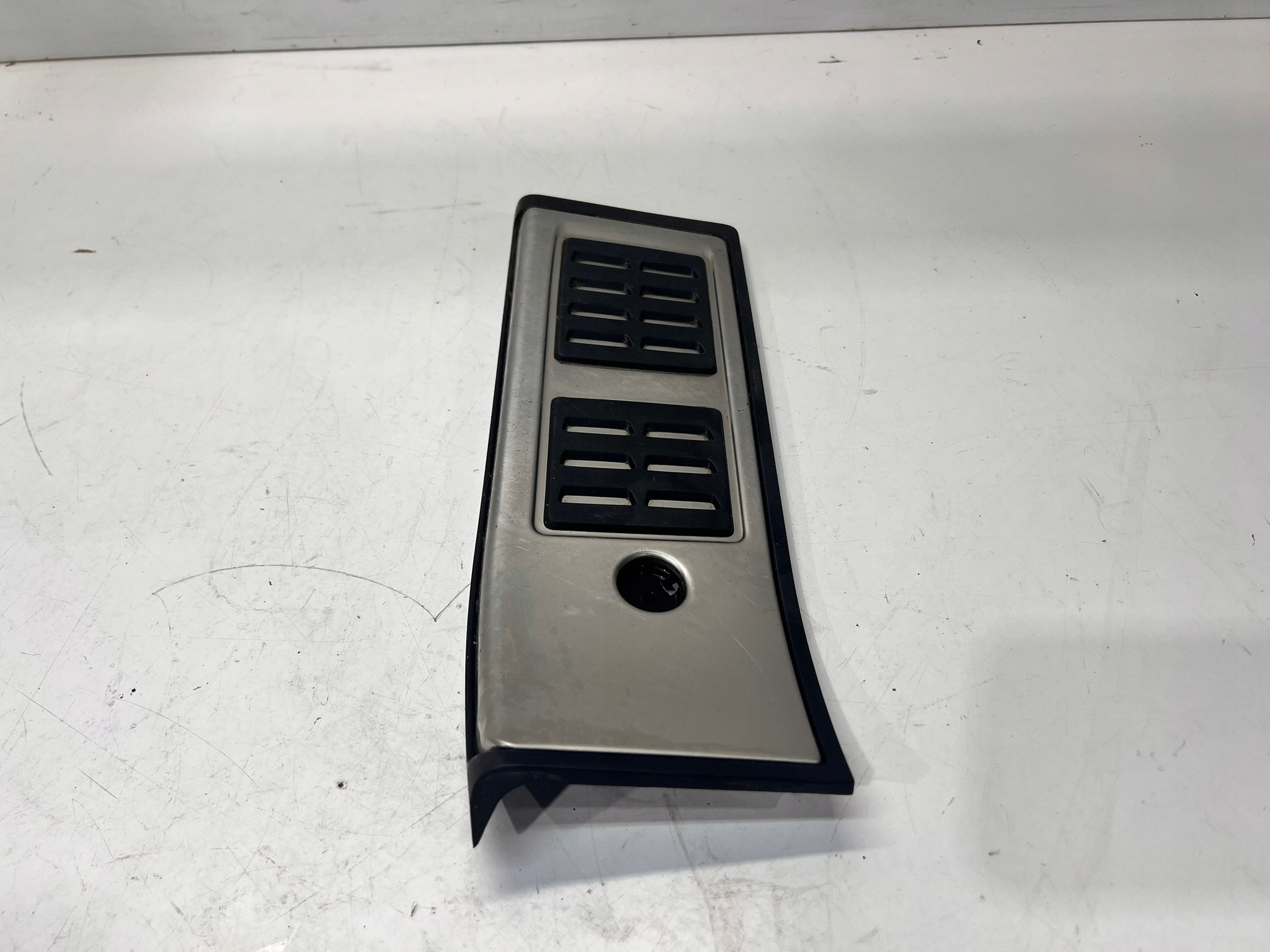 running board support cap AUDI Q5 FY 80B864777C