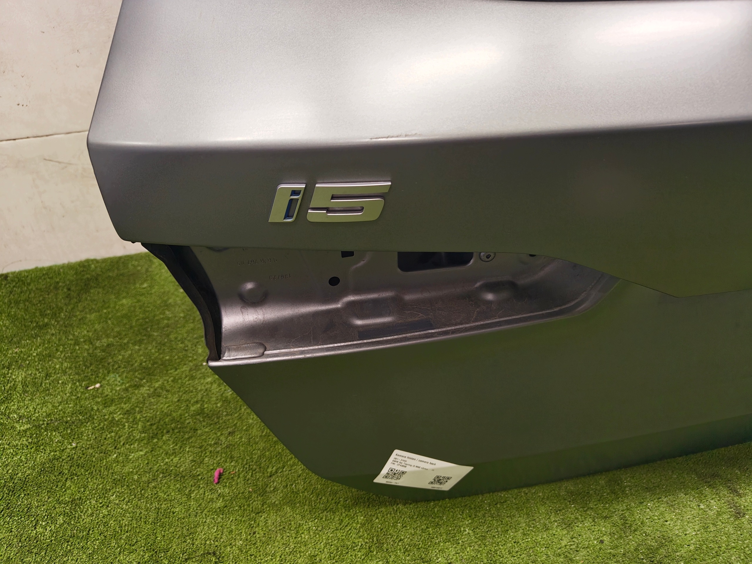 BMW 5 G61 trunk door boot KAMERA ELEKTRYKA C5A