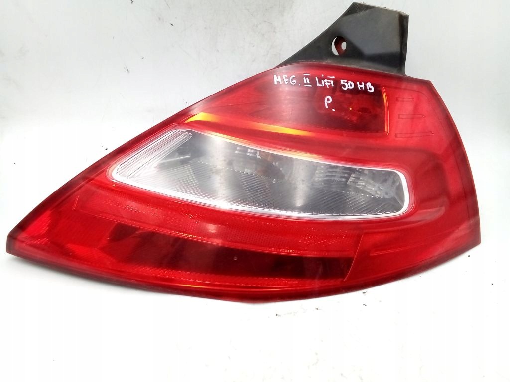 Renault Megane II 2 lift FL 5D HB light right rear part rear 8200413216
