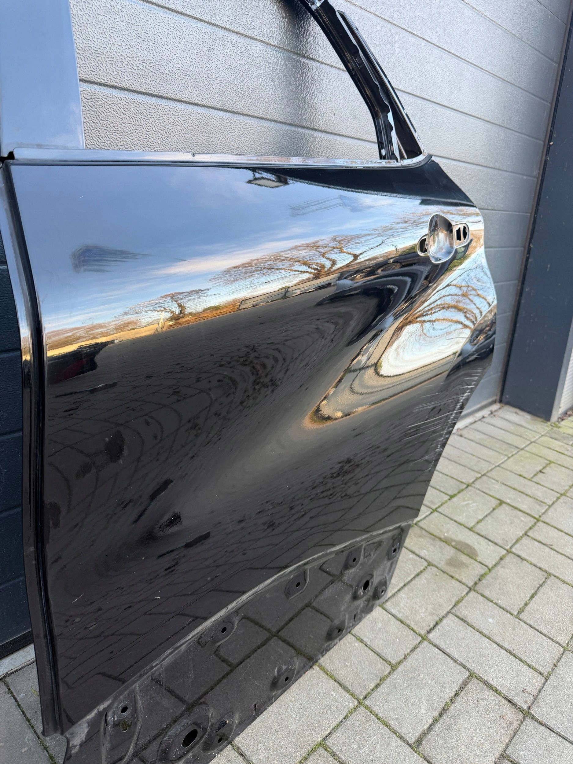 Renault Captur 1 and door rear part left rear. left