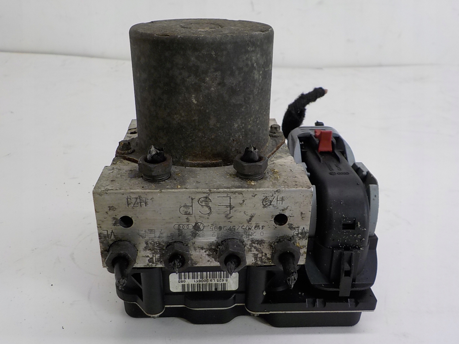 AUDI A4 B8 Pompa ABS 8K0907379BH 0265236342 8K0614517EH