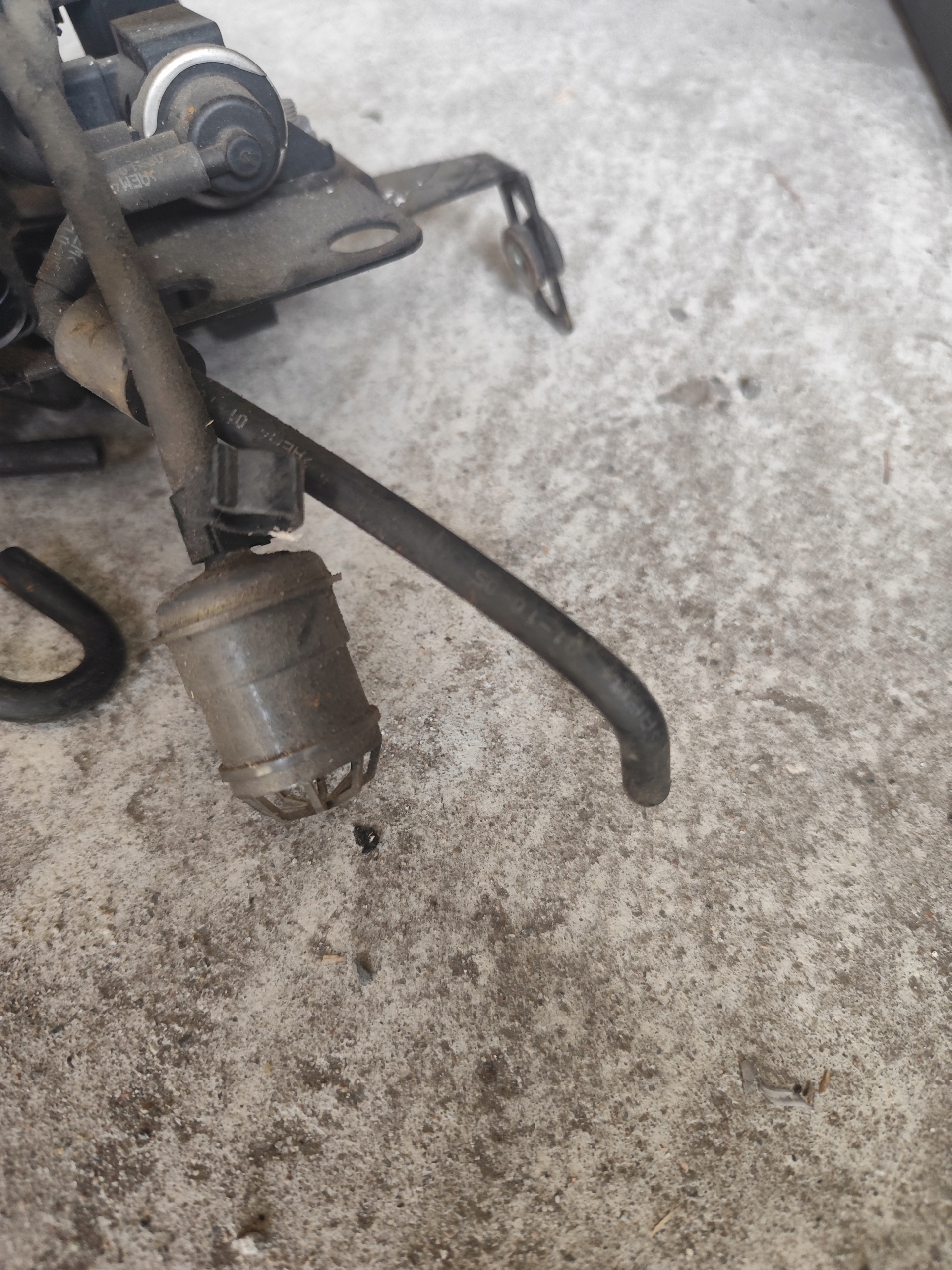 VW T5 Sensor GRUSZKA PODCISNIEN 1.9 TDI AXB