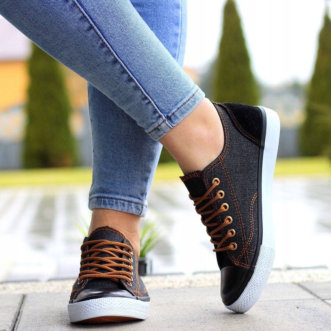 SPORTOWE GŁADKIE TENISÓWKI TRAMPKI DAMSKIE BLACK37 Rozmiar 37