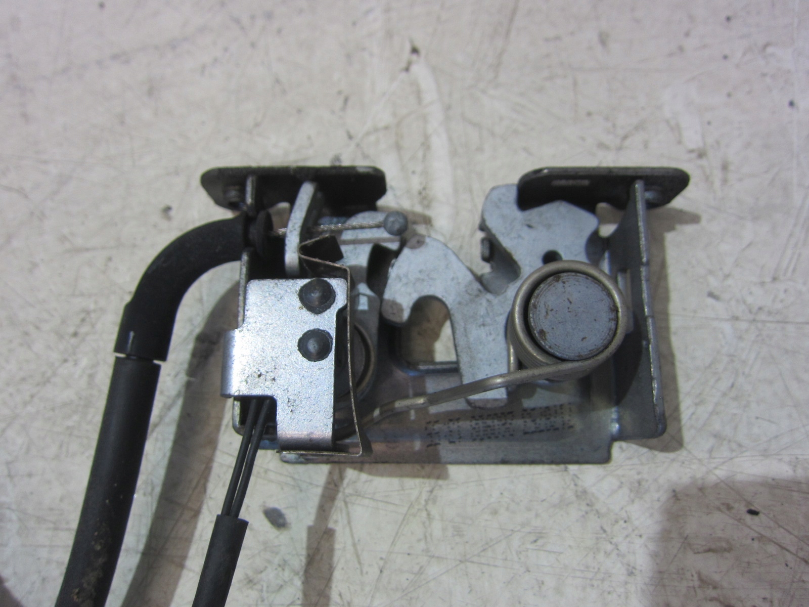BMW X5 E70 rope lever bonnets lock 51237178753