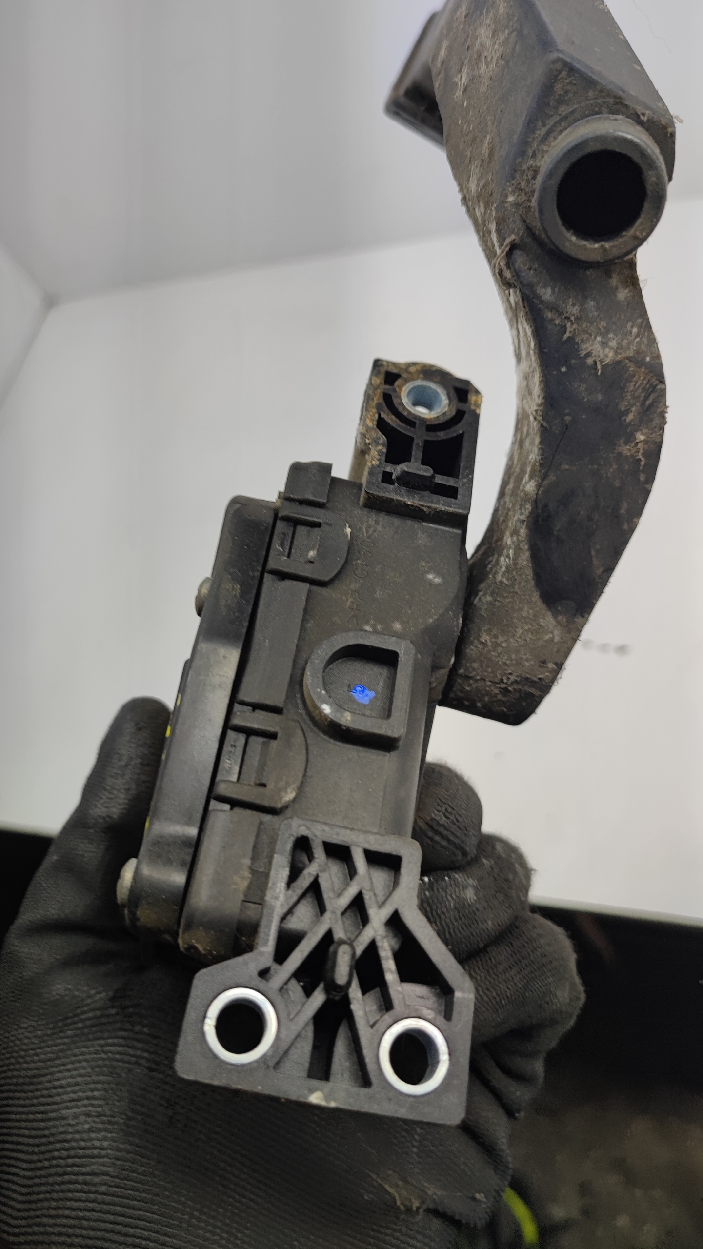 PEDAŁ GAZU VOLKSWAGEN PASSAT B5 8D1721523F Wersja Europejska