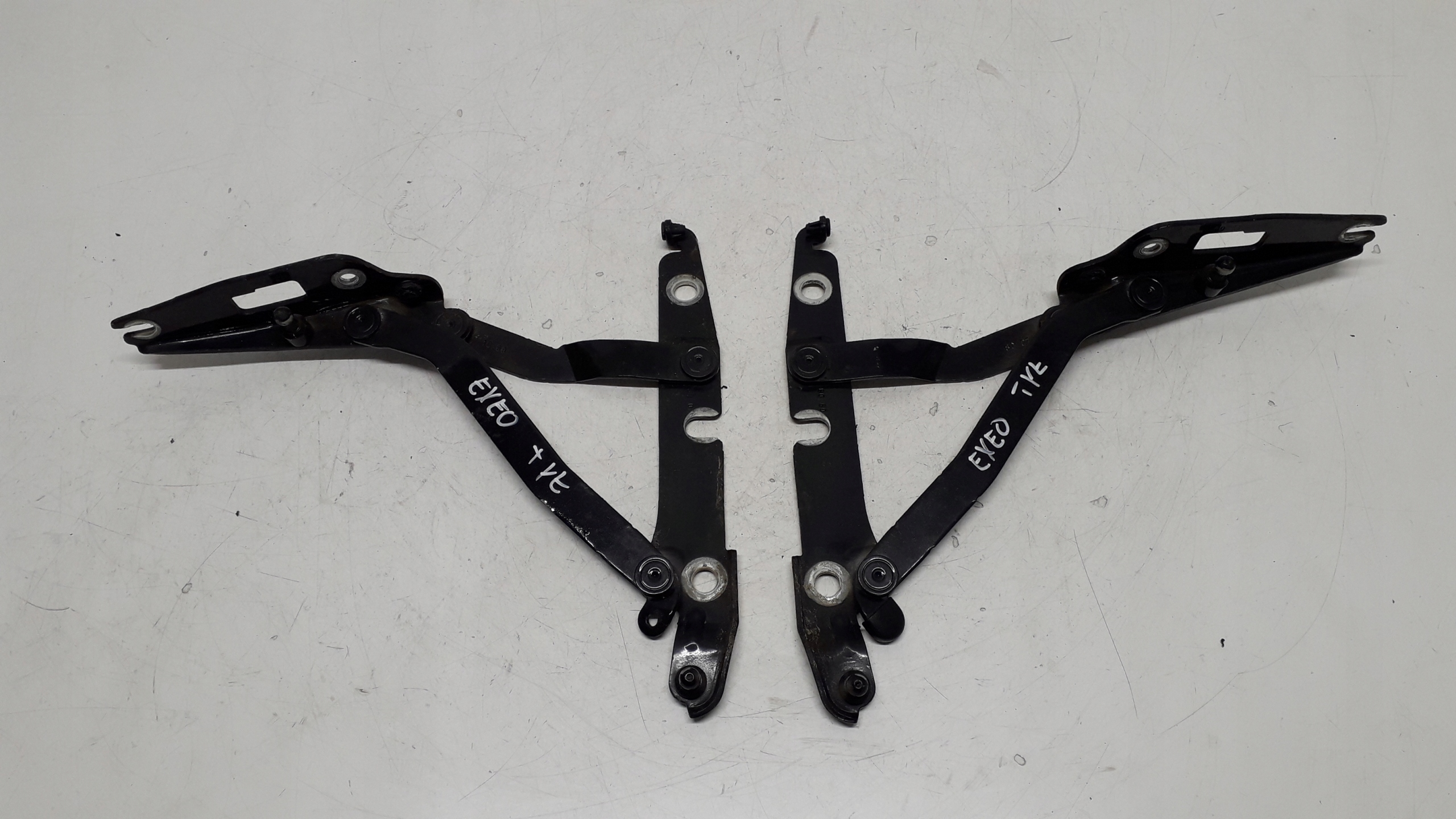 SEAT EXEO AUDI A4 B7 седан петли люка задняя L + P