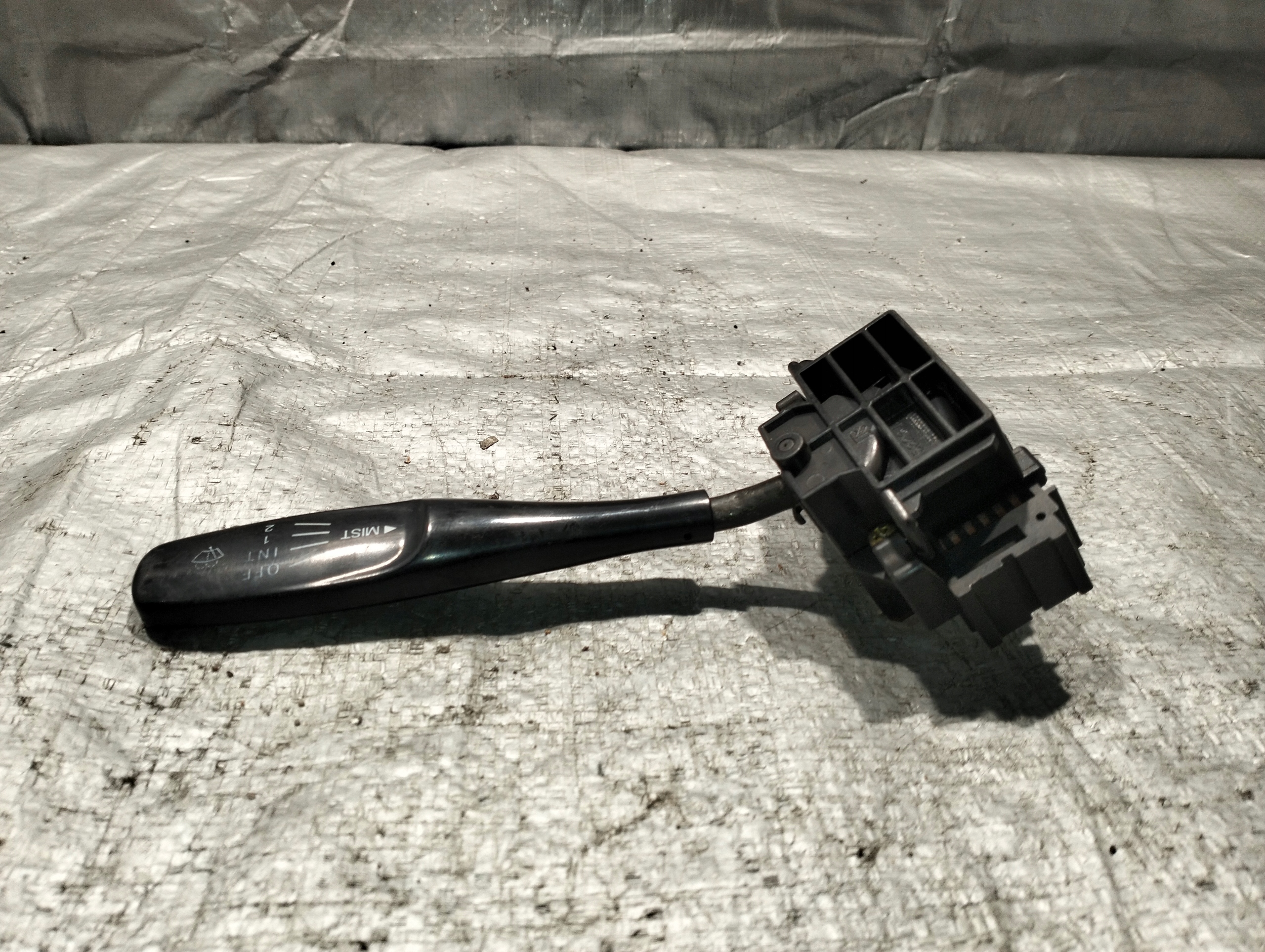 MANETKA DEVIO TERGICRISTALLO TERGI MITSUBISHI GALANT 175326L