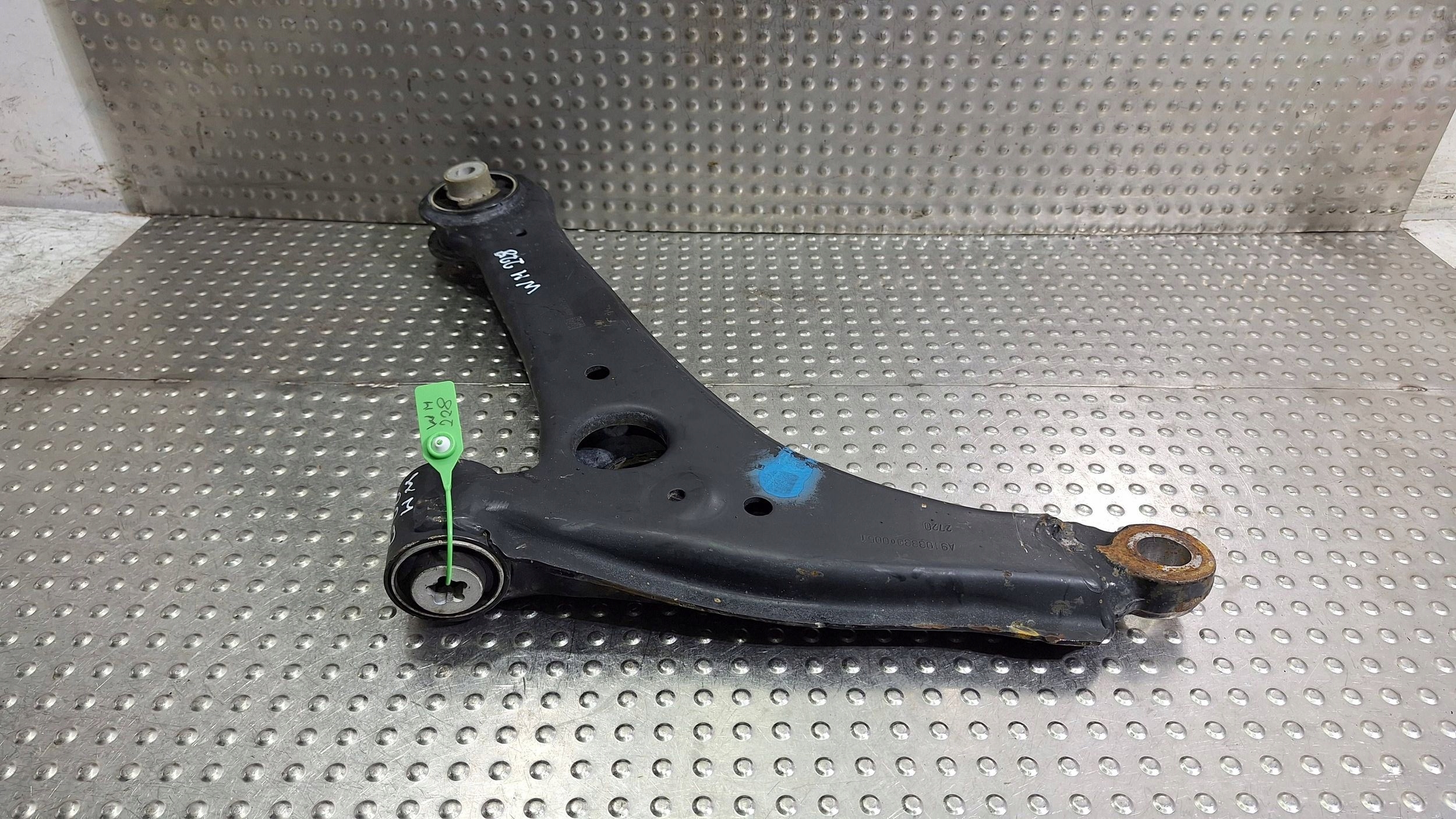 arm left front A9103330000 MERCEDES SPRINTER W907 W910 CRAFTER
