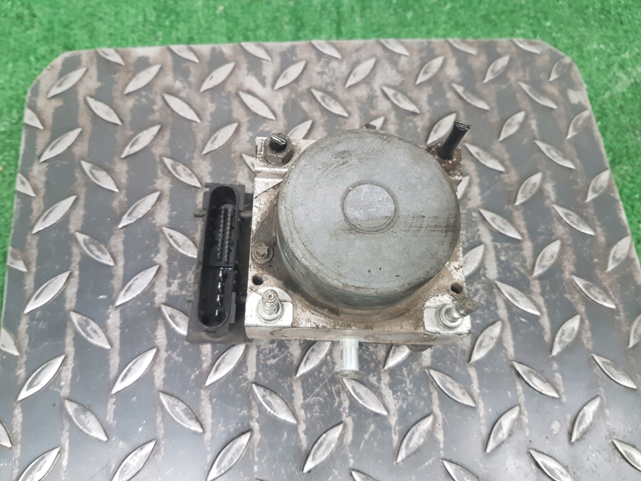 pompe ABS OPEL CORSA D 0265231537