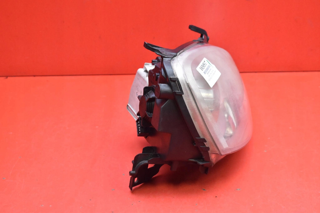 REFLEKTOR right light front lens EU 13100536 OPEL CORSA C 00-03