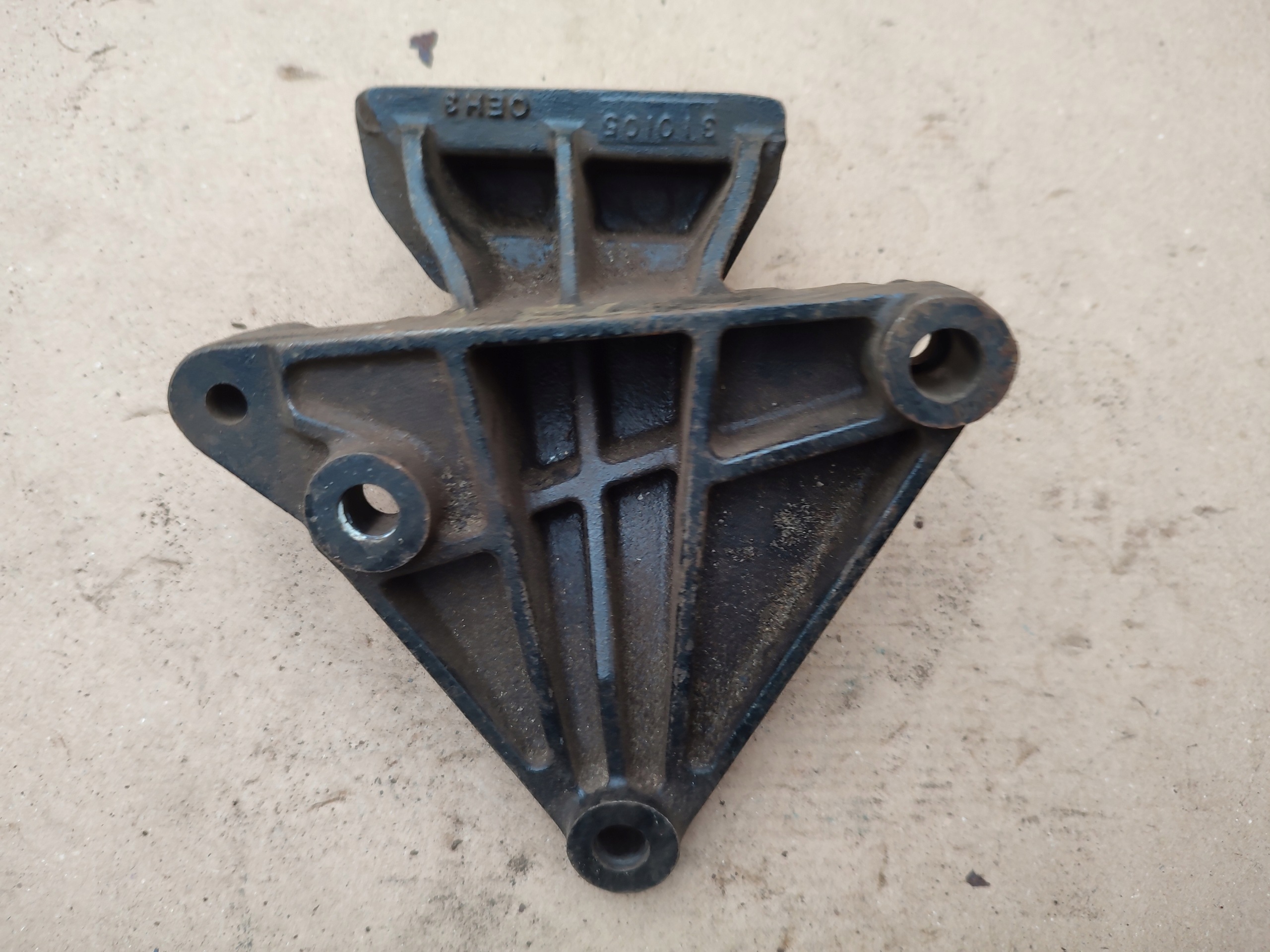 engine mount OPEL ZAFIRA ASTRA VECTRA 2.0 T 55350845