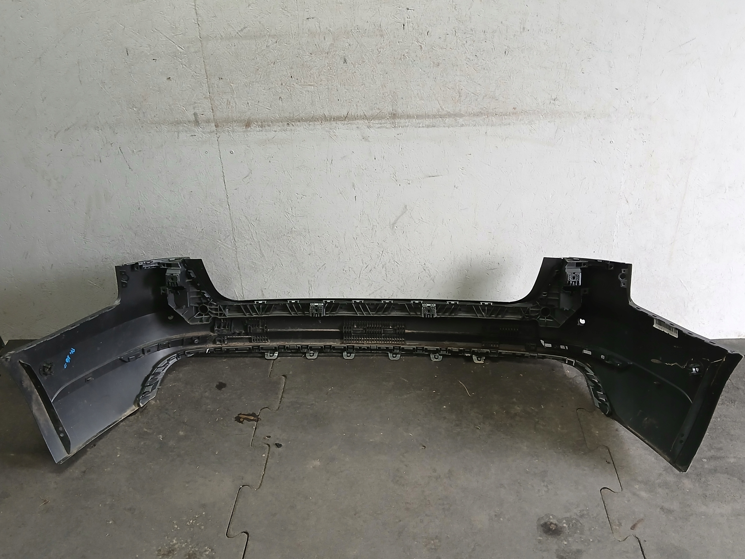 bumper rear part AUDI A4 B9 8W9 KOMBI 16-19