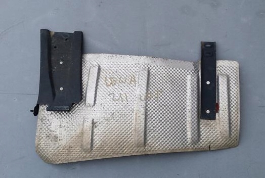 OSŁONA TERMICZNA WYDECHU TŁUMIKA LEWA MERCEDES E 211 W211