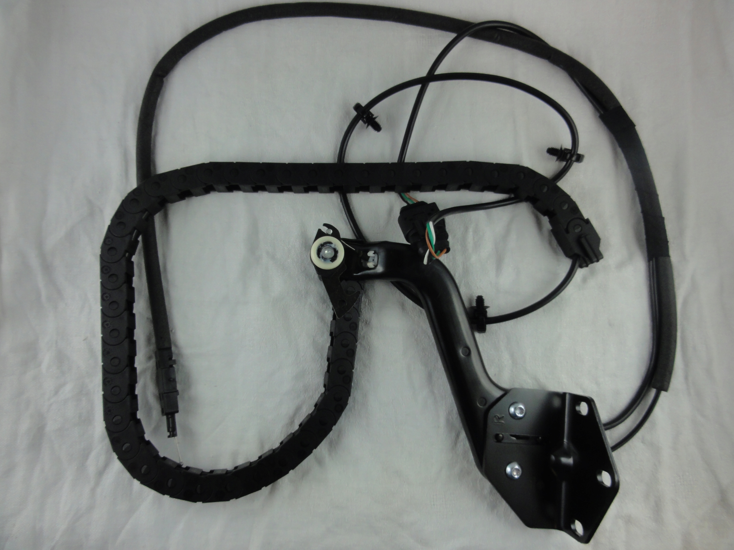 ROLKA DOLNA DRZWI BOK KOMPLETNA MERCEDES SPRINTER Numer katalogowy części A9068204169