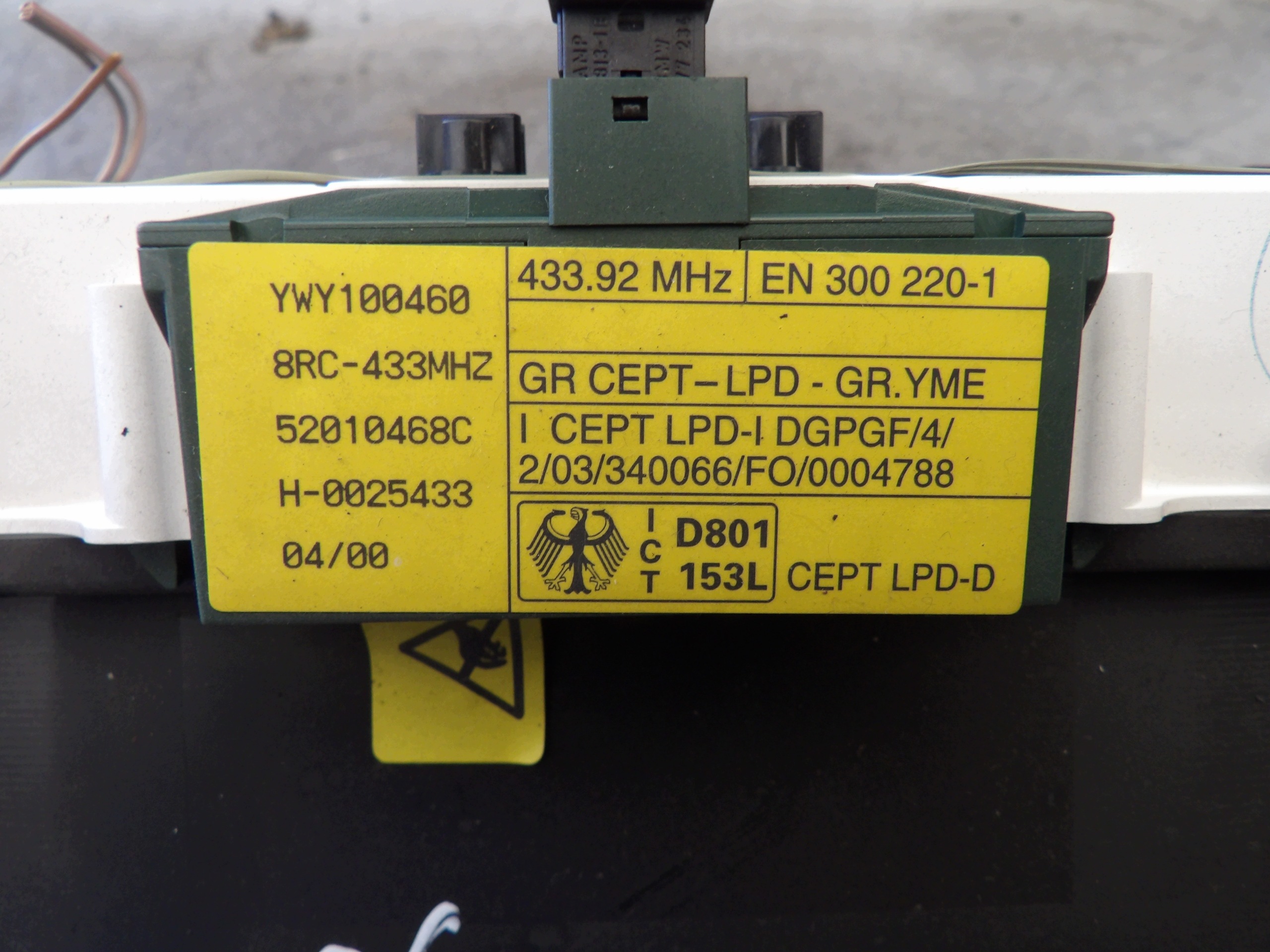 LAND ROVER FREELANDER and LIFT dials D801153L