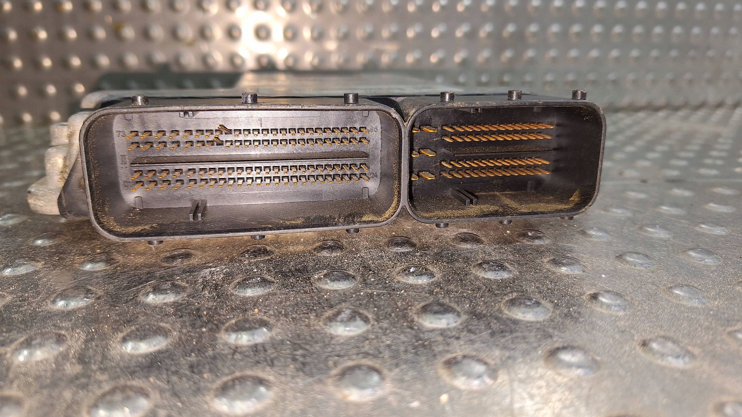 computer control unit of the engine 7823934 0281015233 BMW MINI COOPER R55 R56 1.6 D