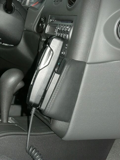 Držák na telefon Kuda Pontiac Grand Prix od roku 2003