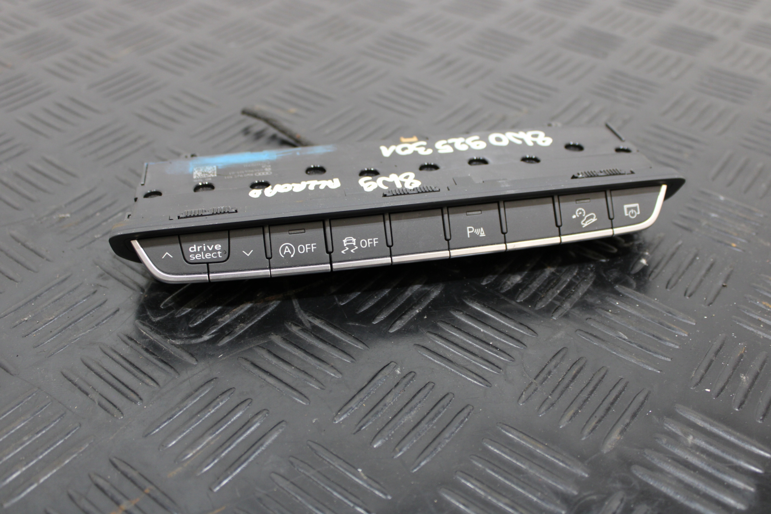 Commandes Console DRIVE SELECT 8W0925301BD AUDI A4 B9 8W0 8W9 ALLROAD