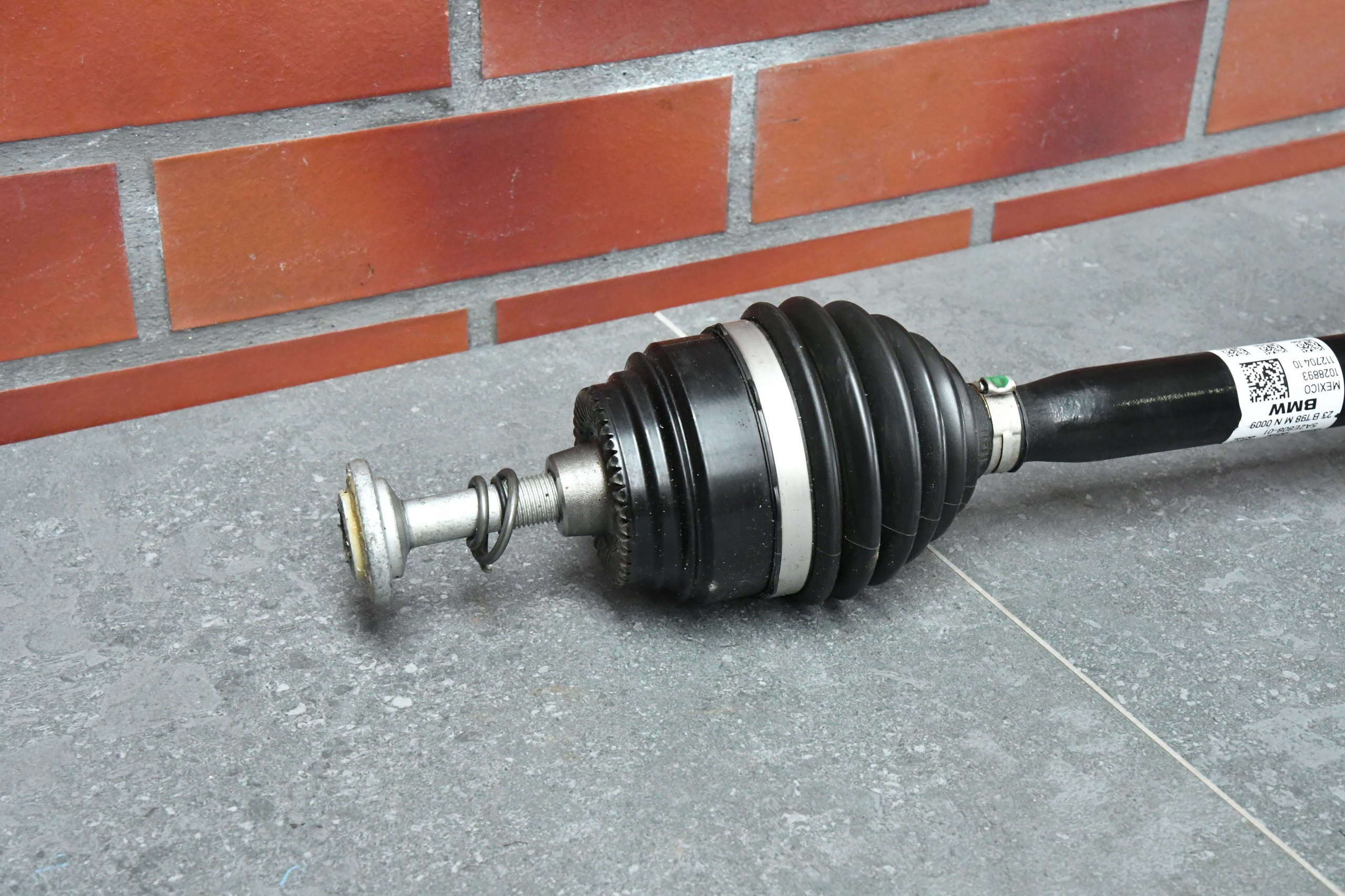 semi-axis right front front BMW XM G09 5A2E808 82km DEMONTAZ