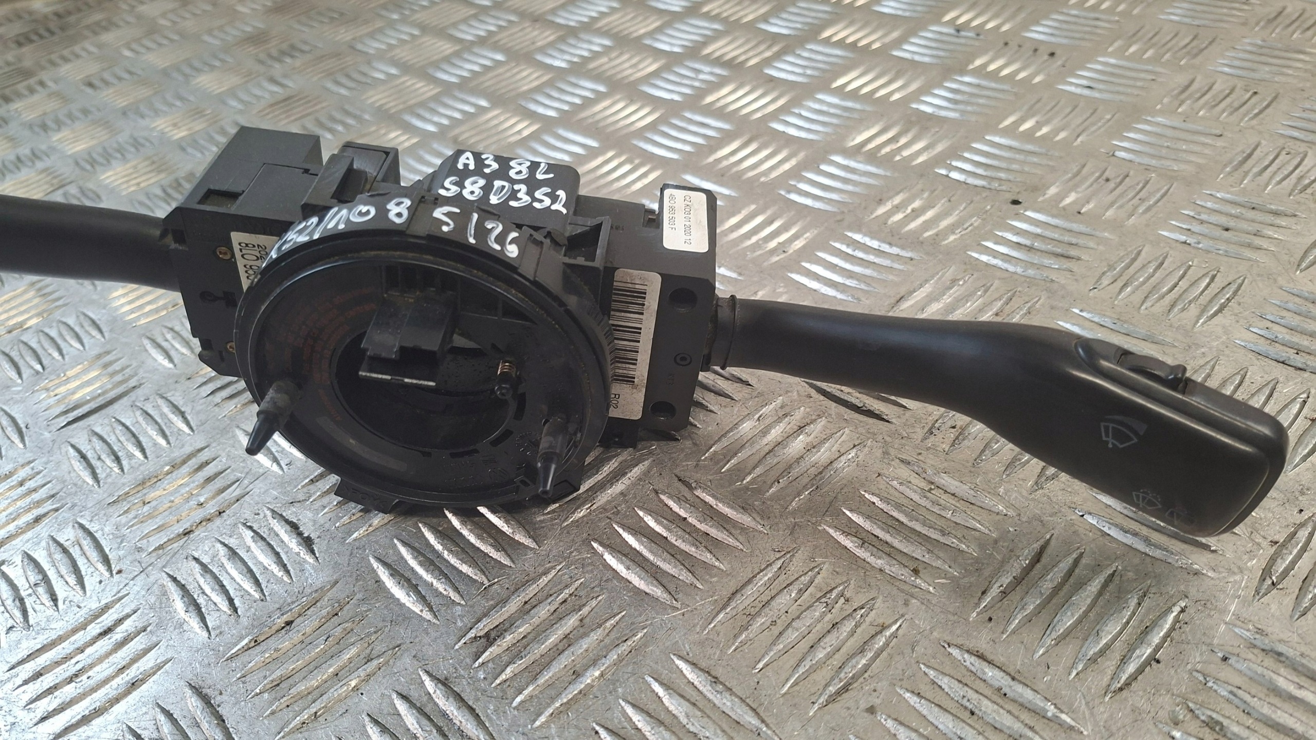 steering wheel levers and controls AUDI A3 8L