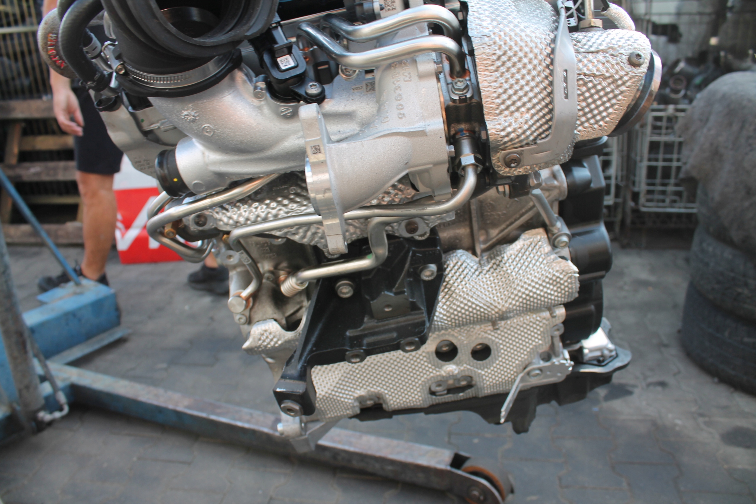 engine complete AUDI 2,0 TDI 7TYS KM DYY