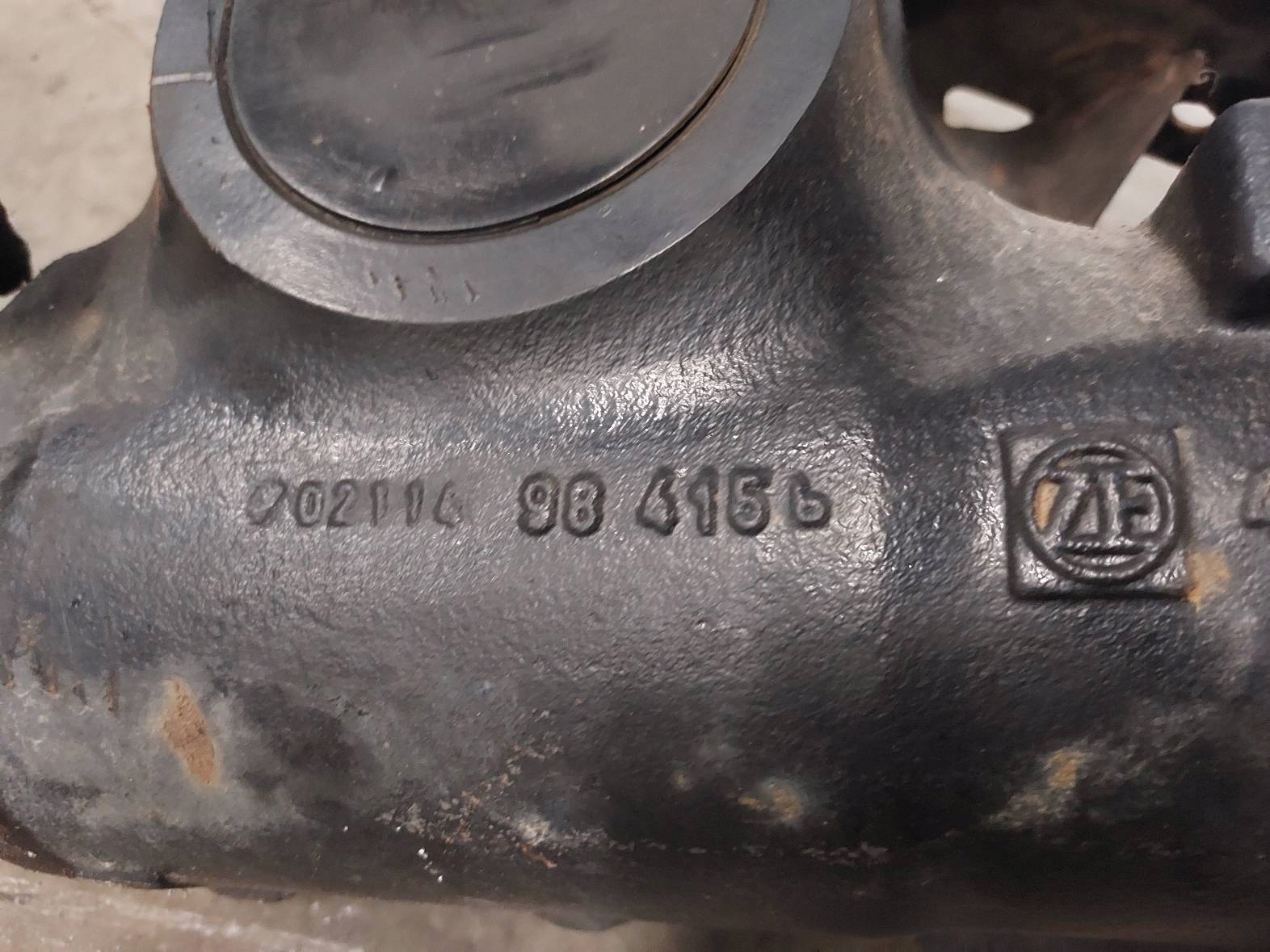 Boîter direction Boîter direction RENAULT PREMIUM 420 et 98415B