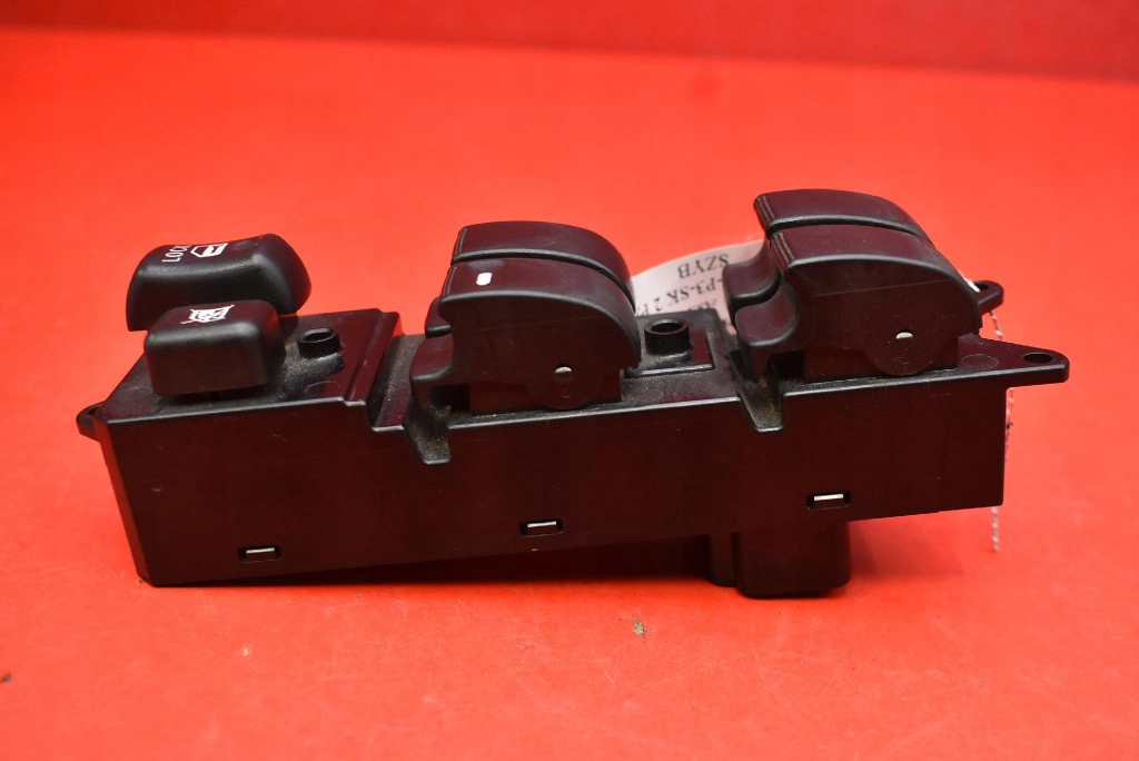 control panel of the window EU 8608A207 MITSUBISHI ASX 1 and 10-12