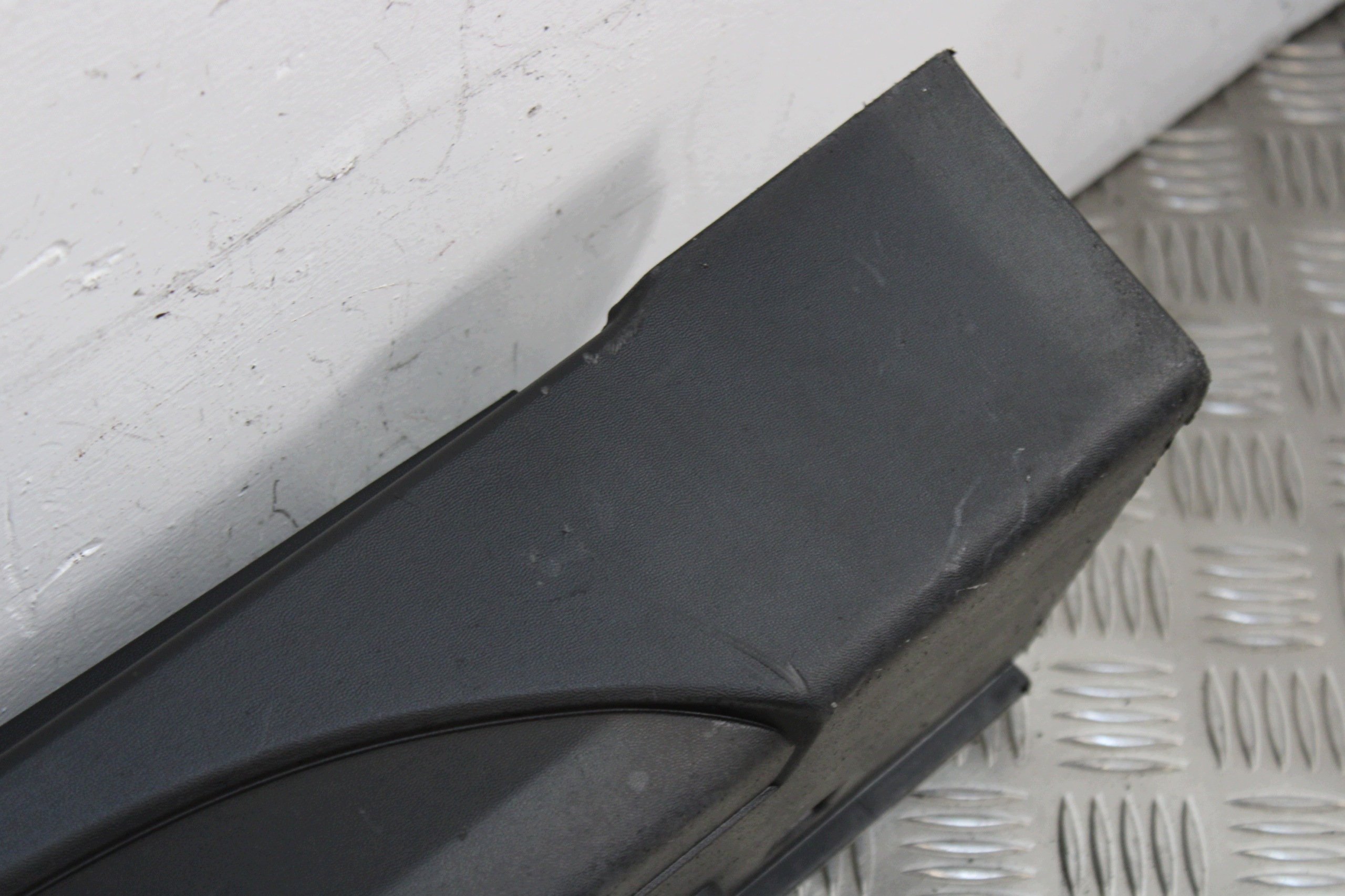 cap threshold threshold right 87754-D7000 HYUNDAI TUCSON III 3 LIFT