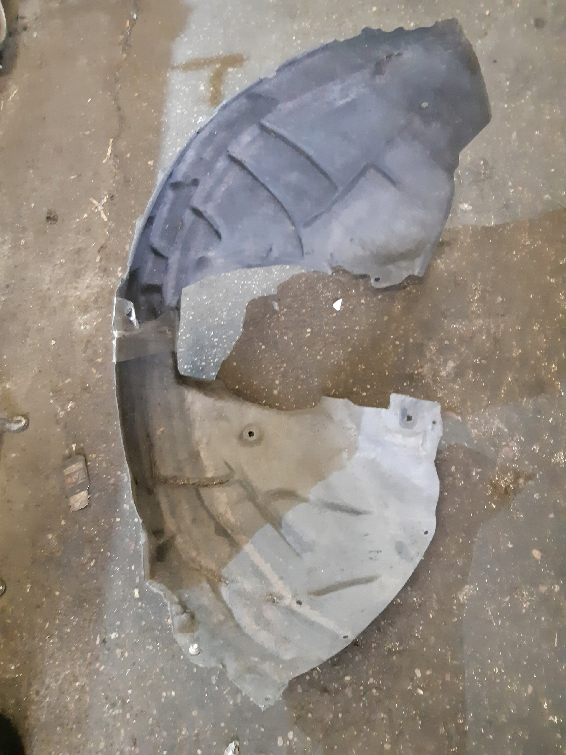 AUDI A4 B9 mudguard side wheels left front left front