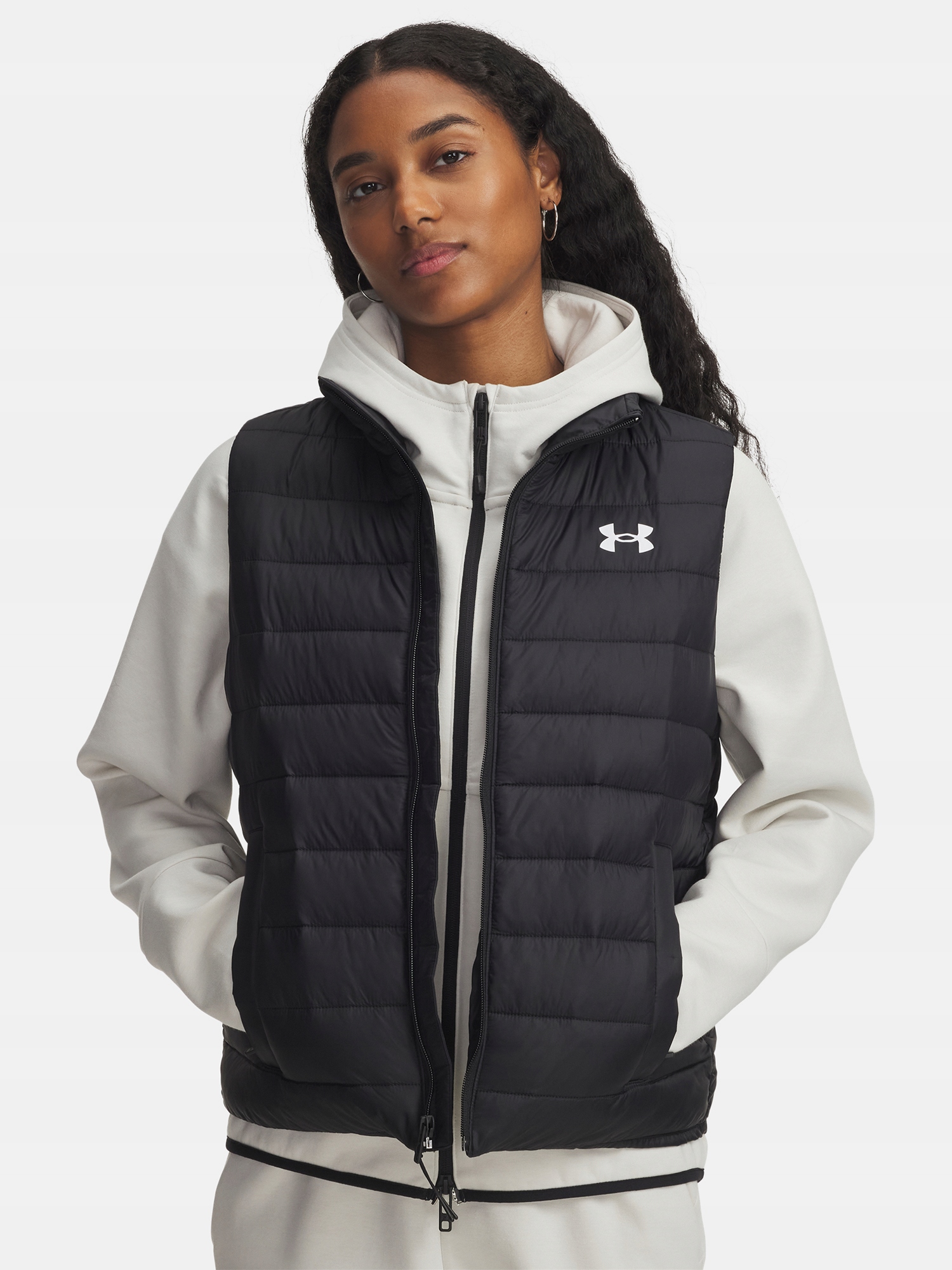 Dámská vesta Under Armour Ua Sportswear Ins Vest-BLK