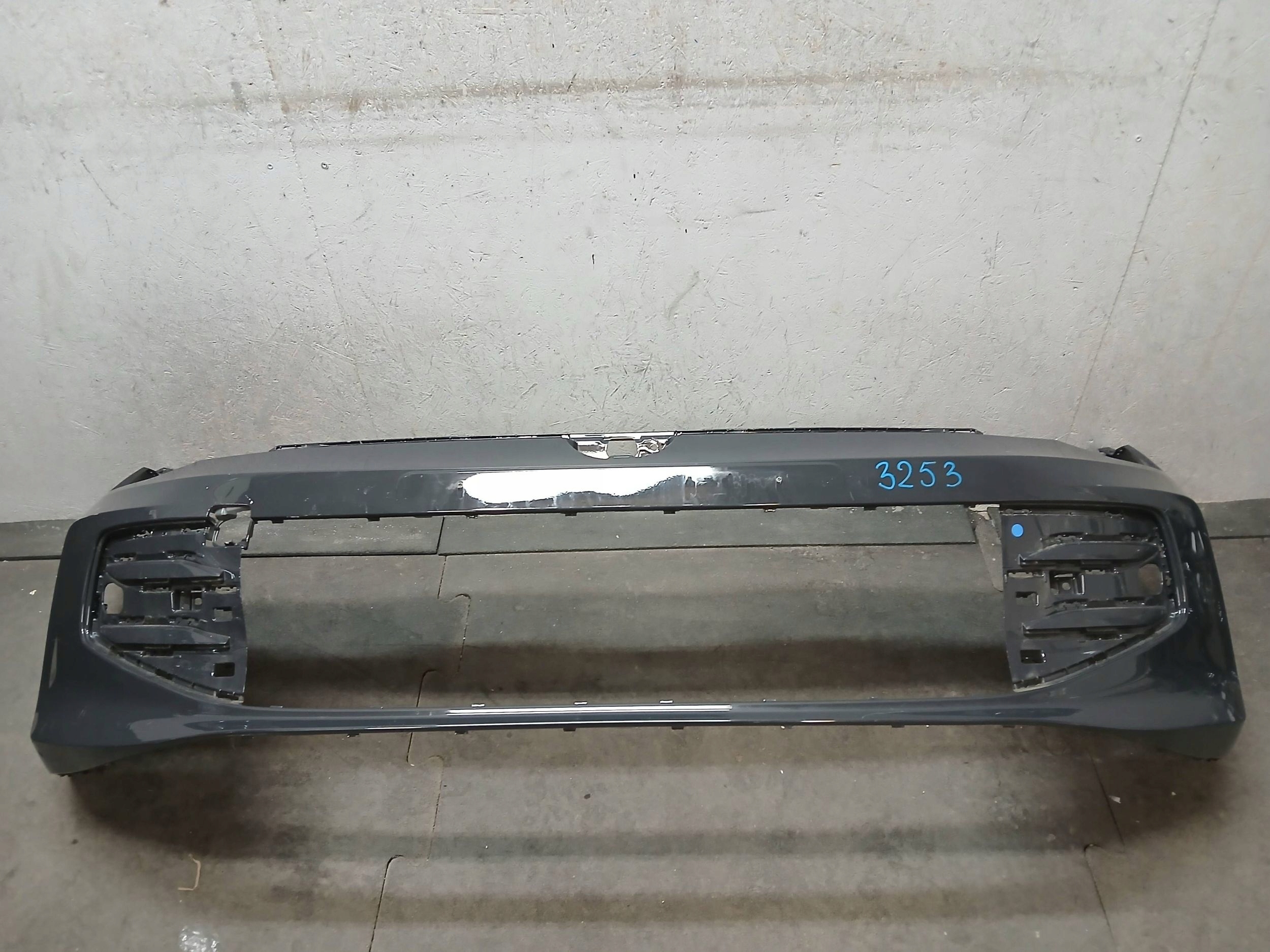 nárazník předek VW GOLF VIII 8 LIFT 5H