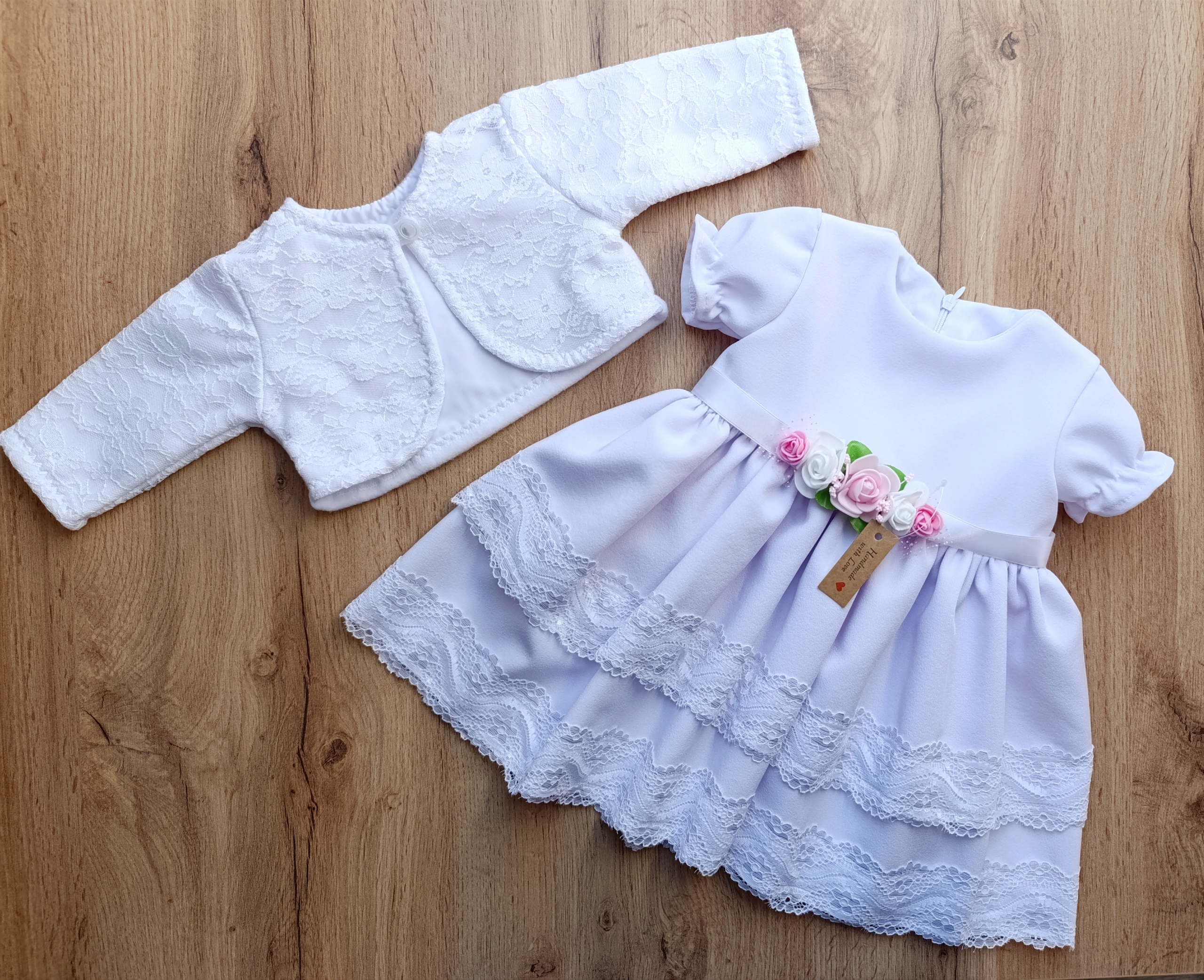 KELLO - Komplet: sukienka z falbanką + bolerko 74 cm chrzest wesele