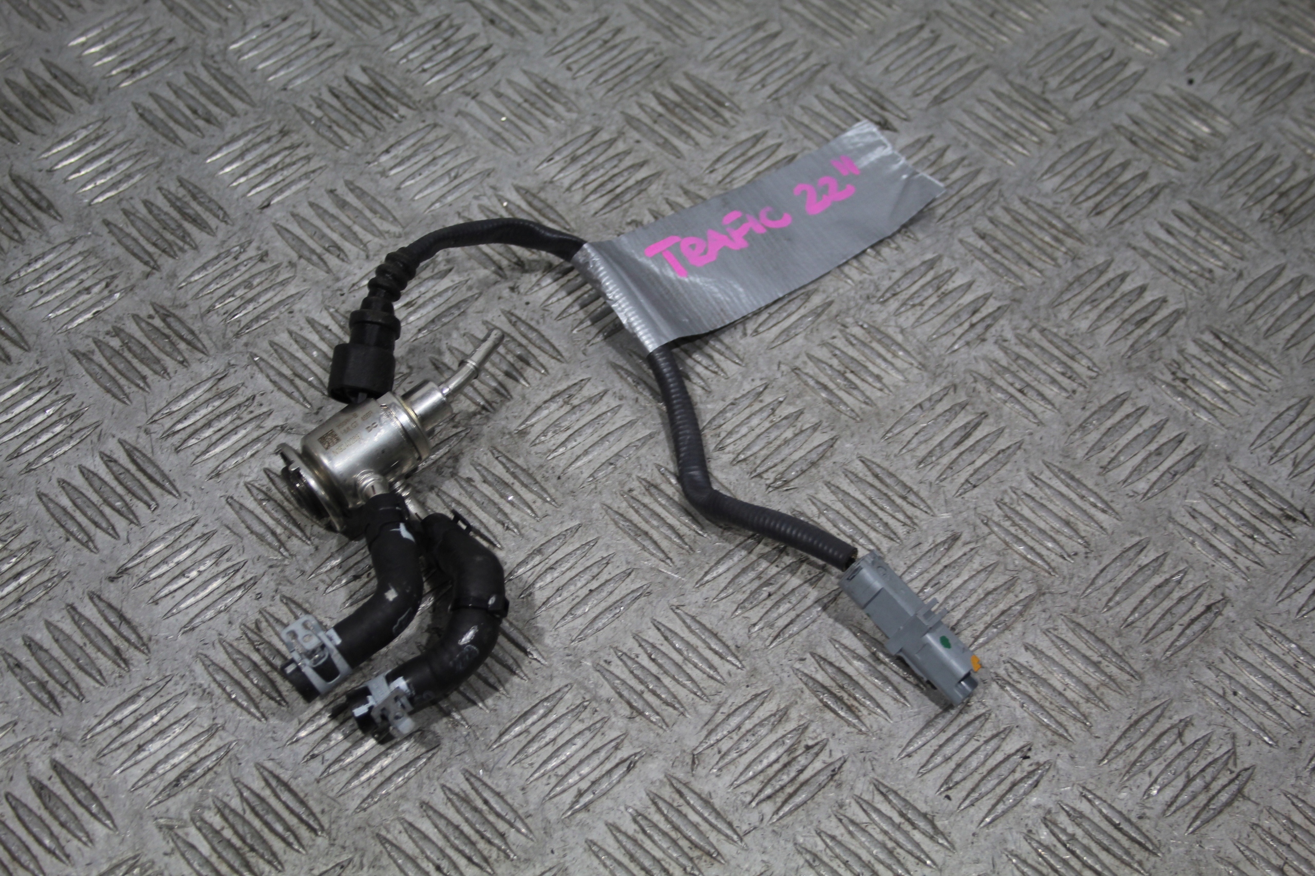 EINSPRITZDÜSE ADBLUE TRAFIC IV 4 III 3 LIFT 2022
