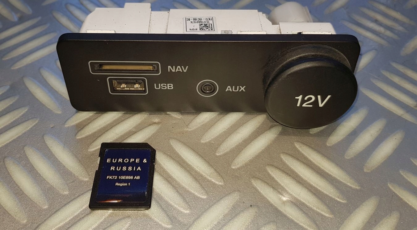 Range Rover Jaguar XE XF gniazdo USB AUX NAV KARTA
