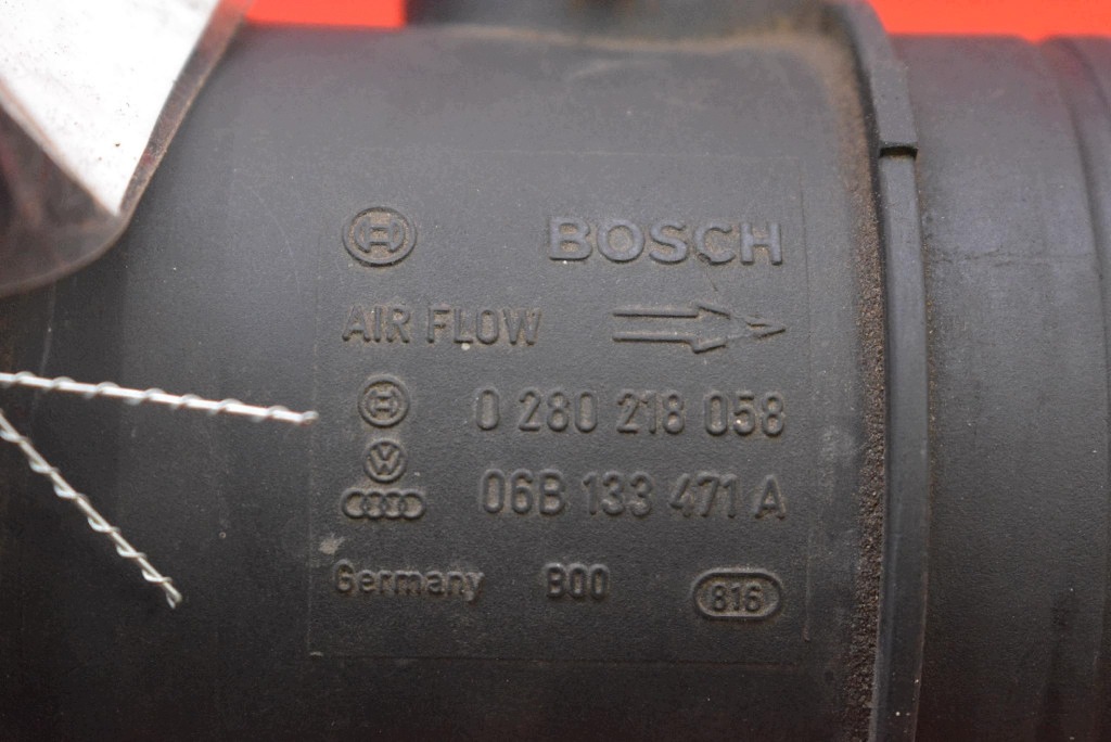 flow meter 06B133471AX AUDI A4 B6 2.0 20V 130 KM 00-05