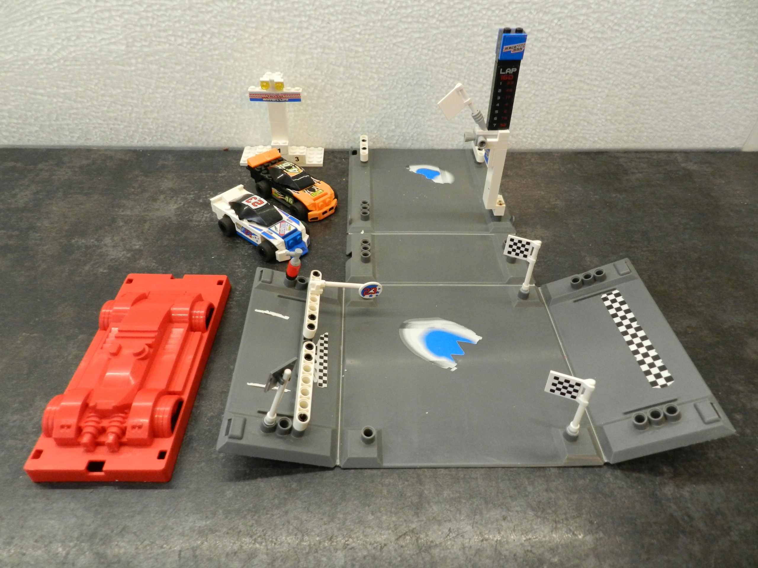 LEGO 8125 Racers Thunder Raceway *100% Marka LEGO