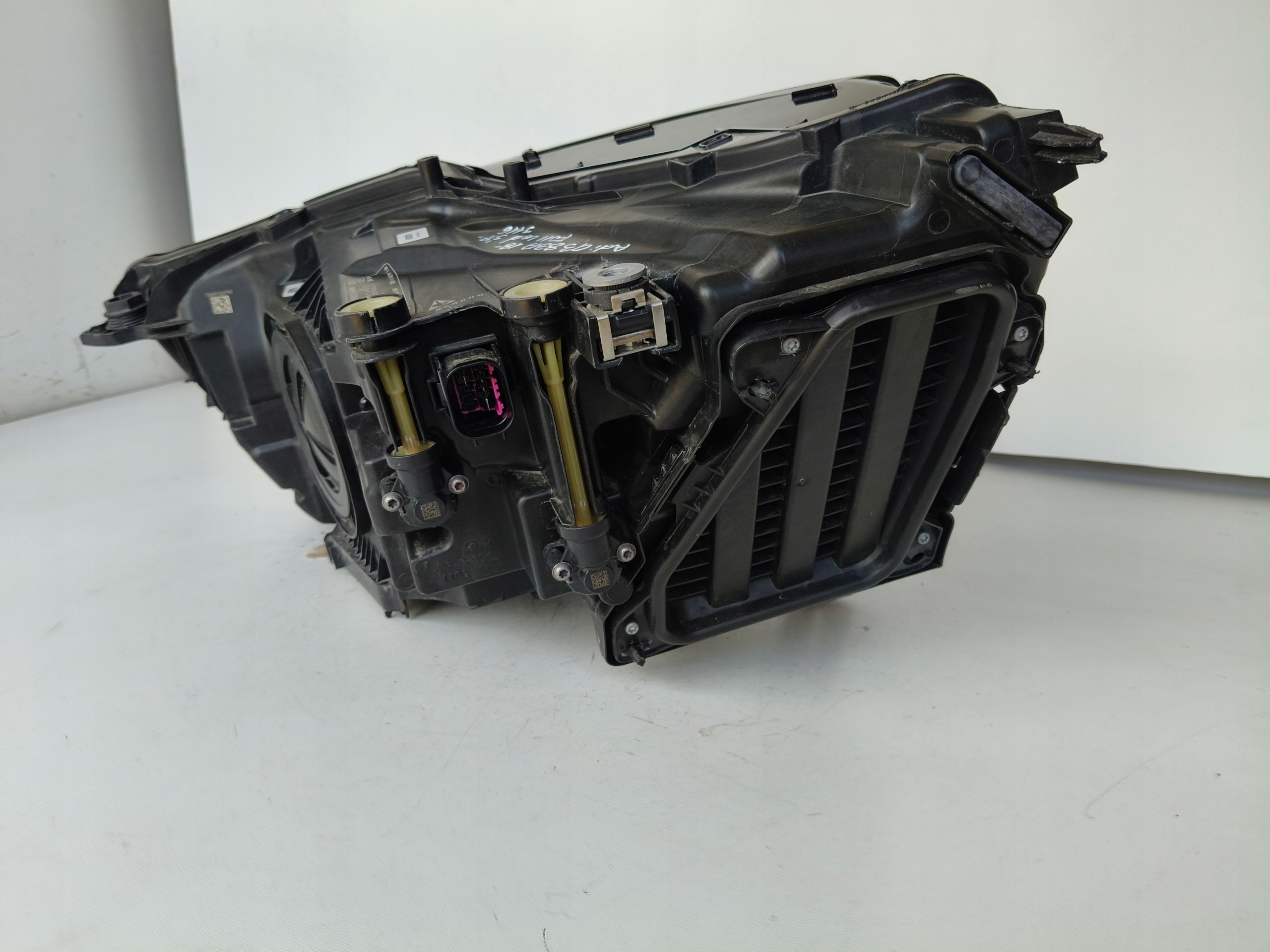 light right REFLEKTOR AUDI Q3 83A II 18- FULL LED
