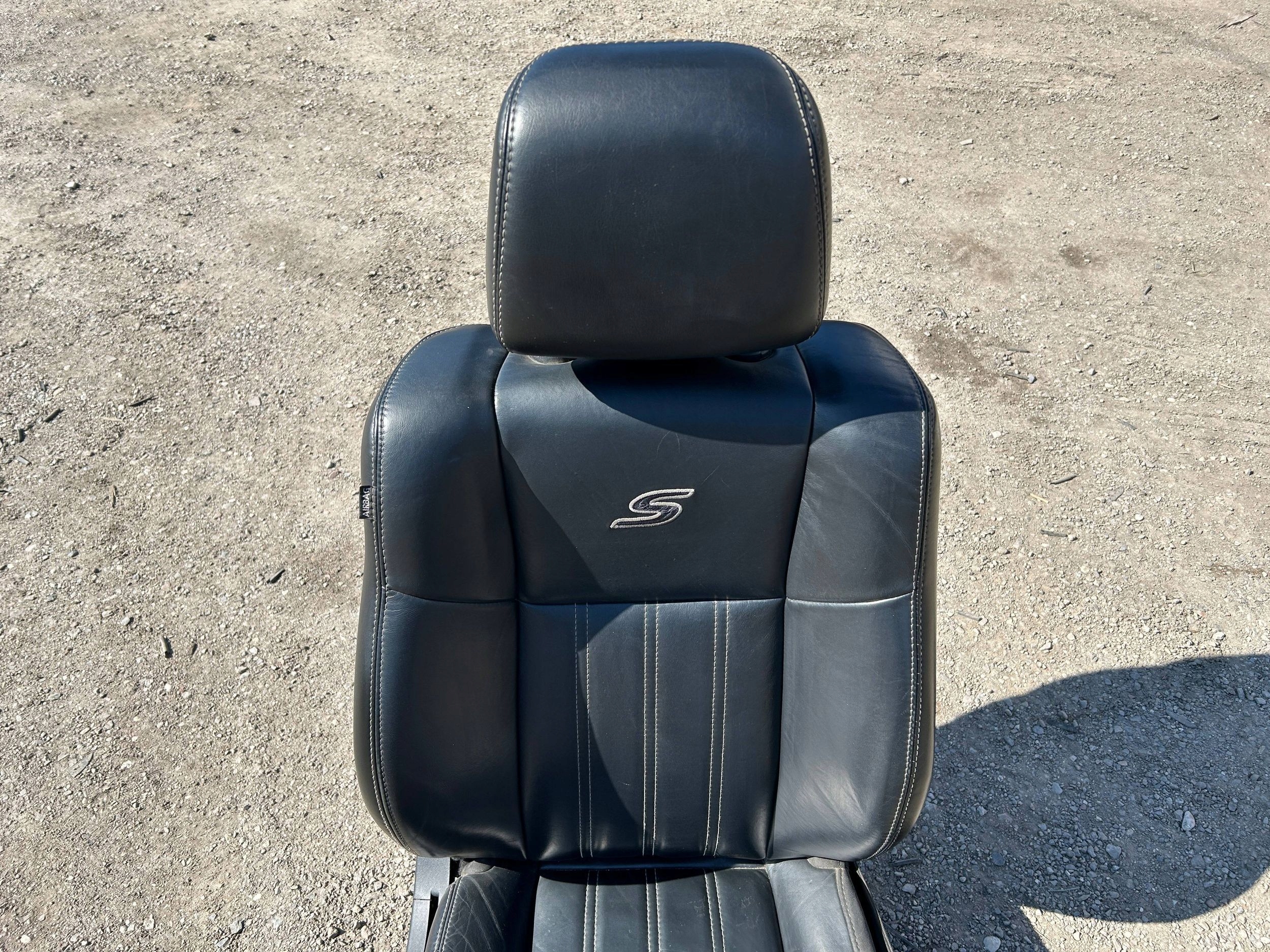 seat front front right of the passenger Chrysler 300C 300S 2015r