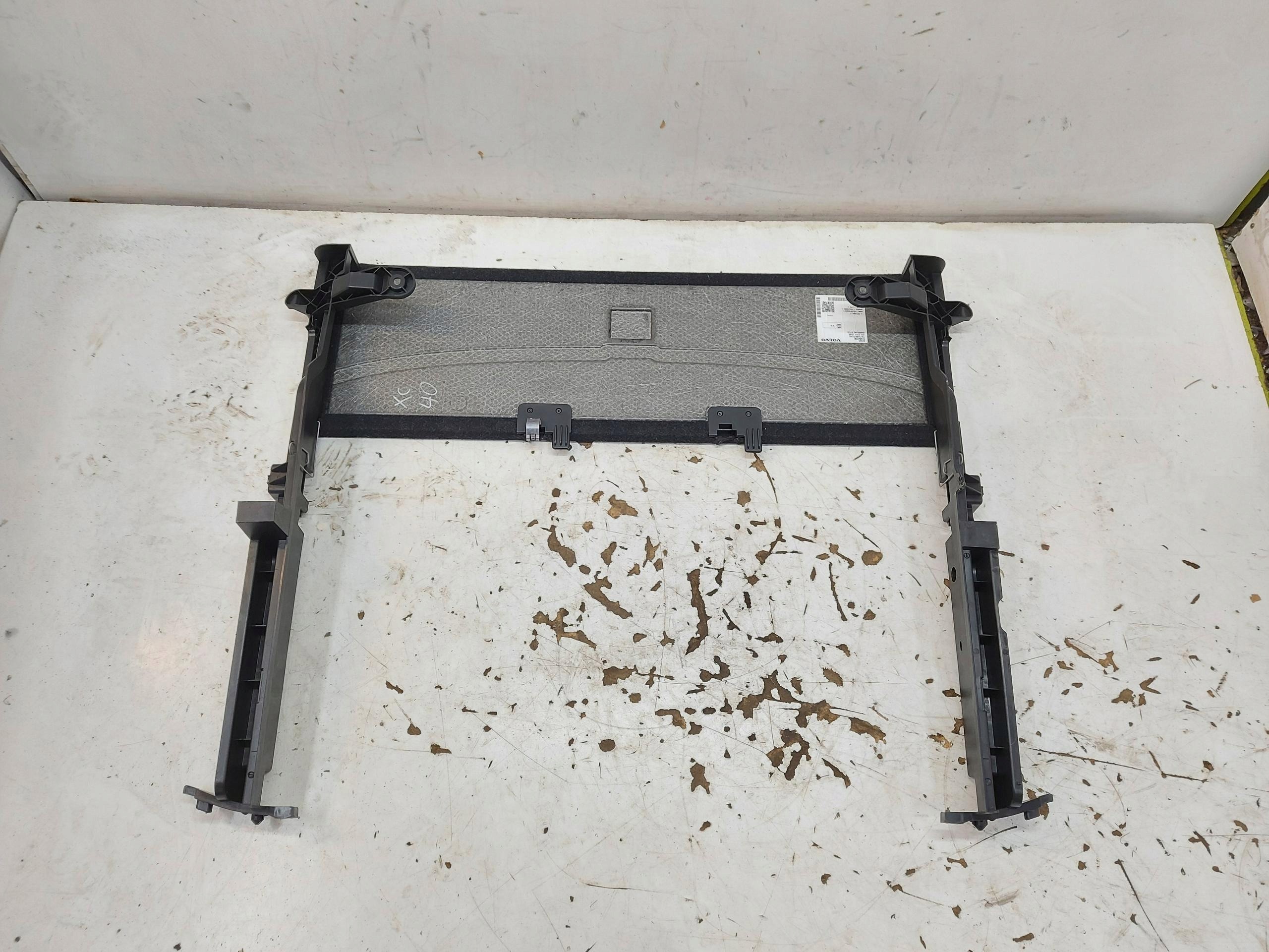 Volvo XC40 Lift Recharge floor boot 31484758