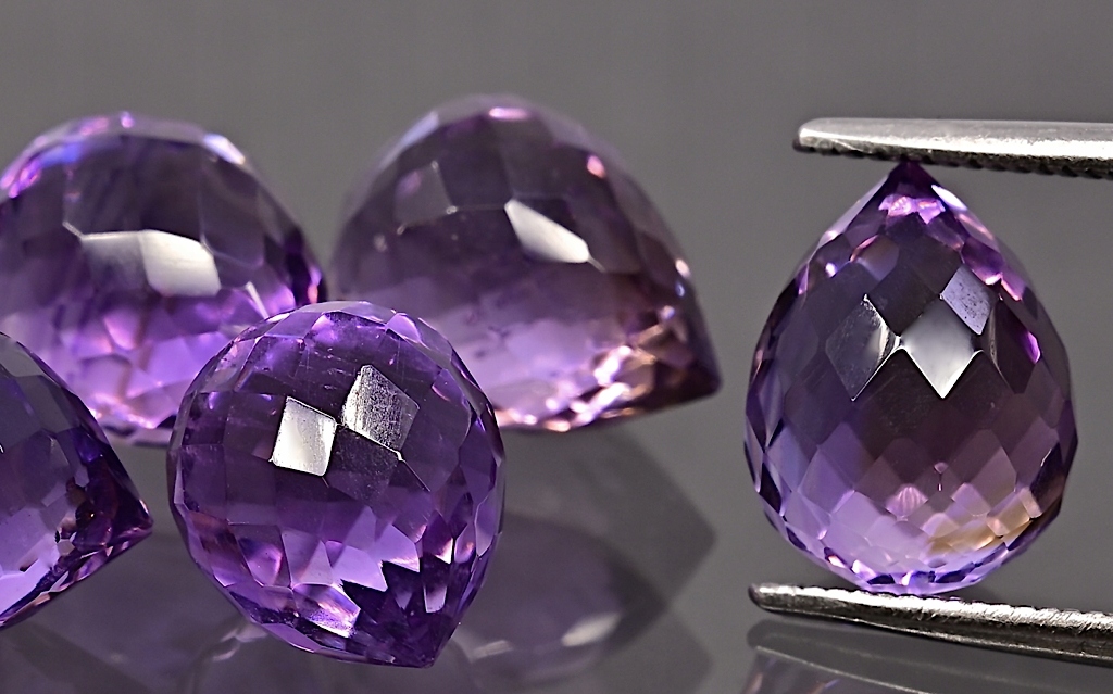 Ametyst fasetovaný sopel 9x7 mm